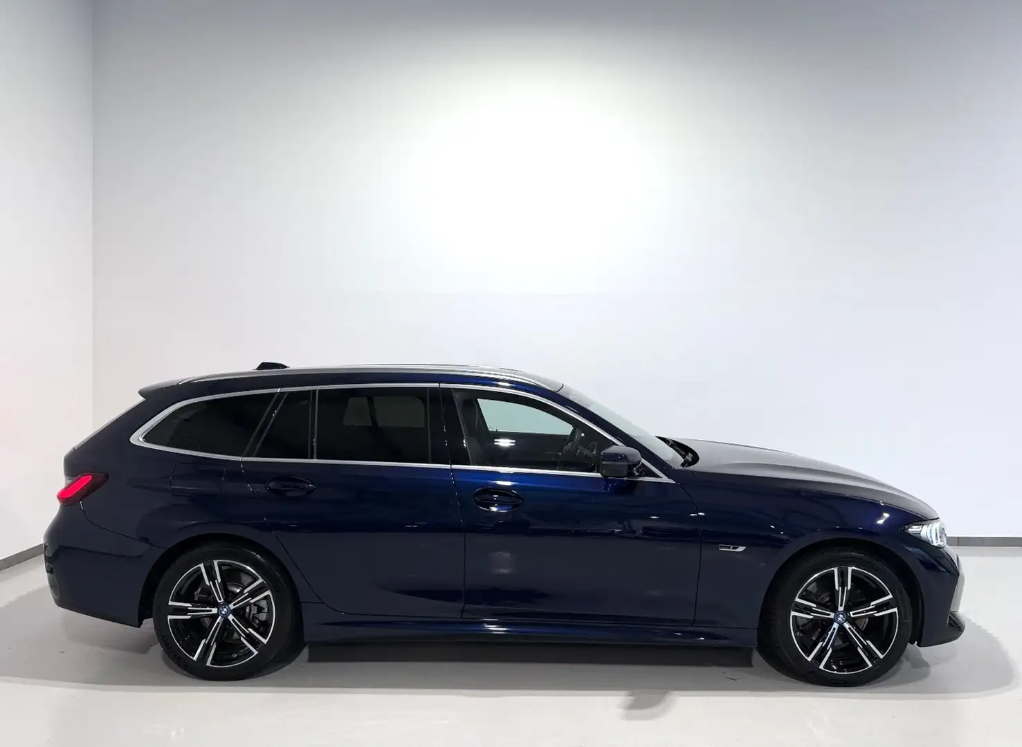 BMW 320 e xDrive G21 LCI Aut/M-Sport/CockpitPRO/HEAD-UP/K Blau - 2