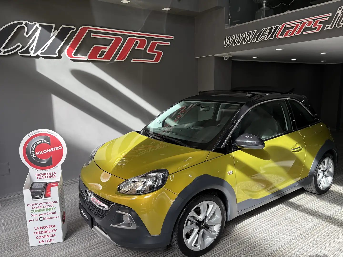 Opel Adam Rocks 1.4 87cv +Tetto FULL Gelb - 1