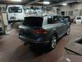 Volkswagen Touareg 3.0 TDi V6 BMT Tiptronic R Line ful option Grijs - thumbnail 3