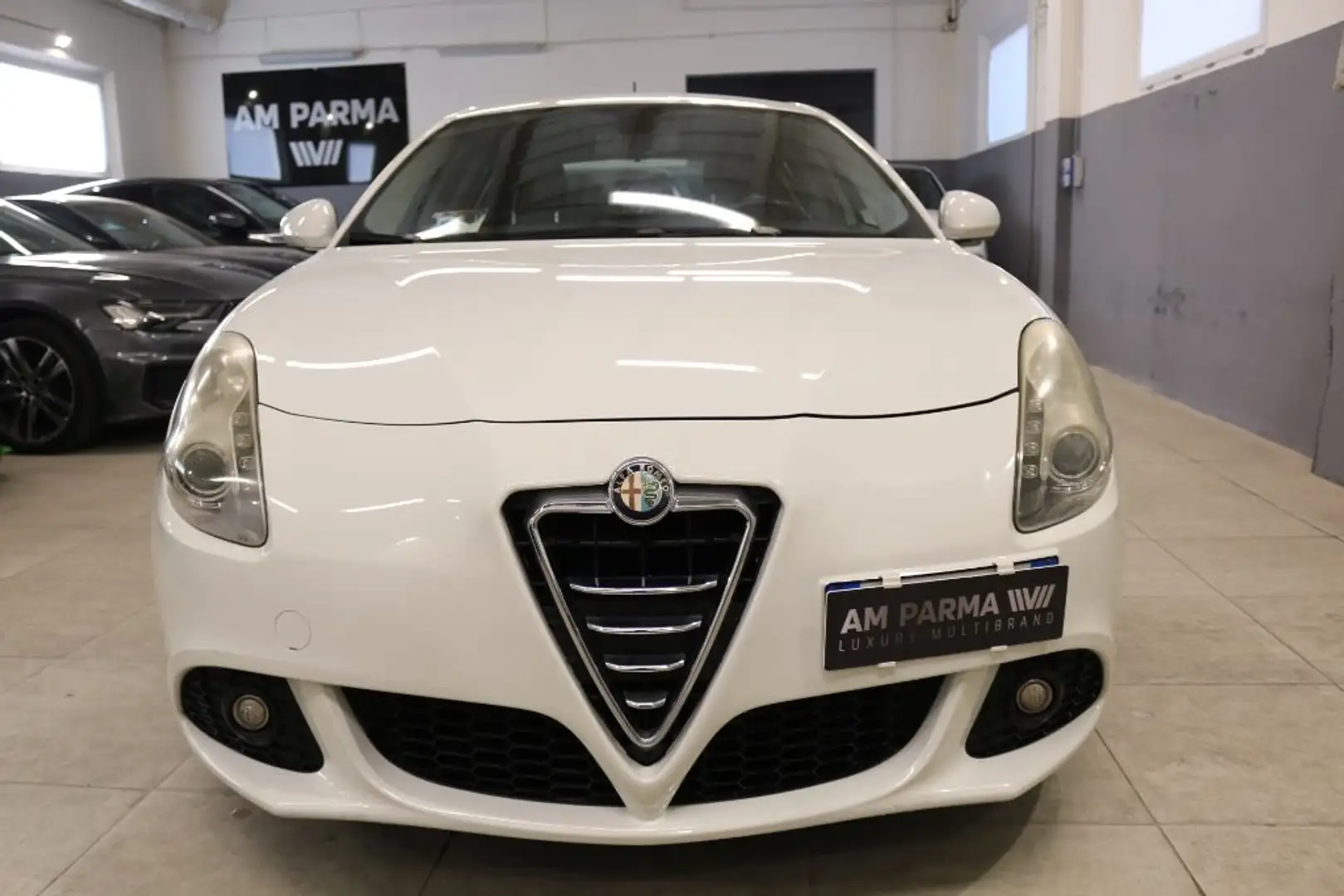 Alfa Romeo Giulietta 1.6 JTDm-2 105 CV DISTRIBUZIONE ESEGUITA Bianco - 2