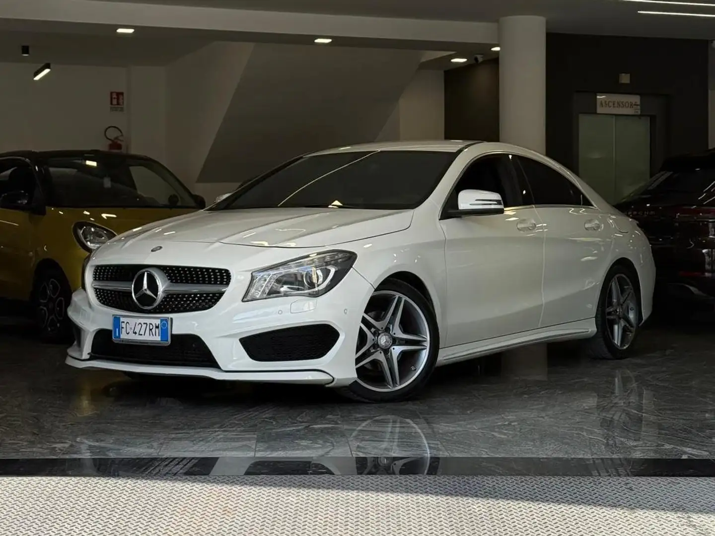 Mercedes-Benz CLA 200 CLA - C117 d (cdi) Premium auto Bianco - 1