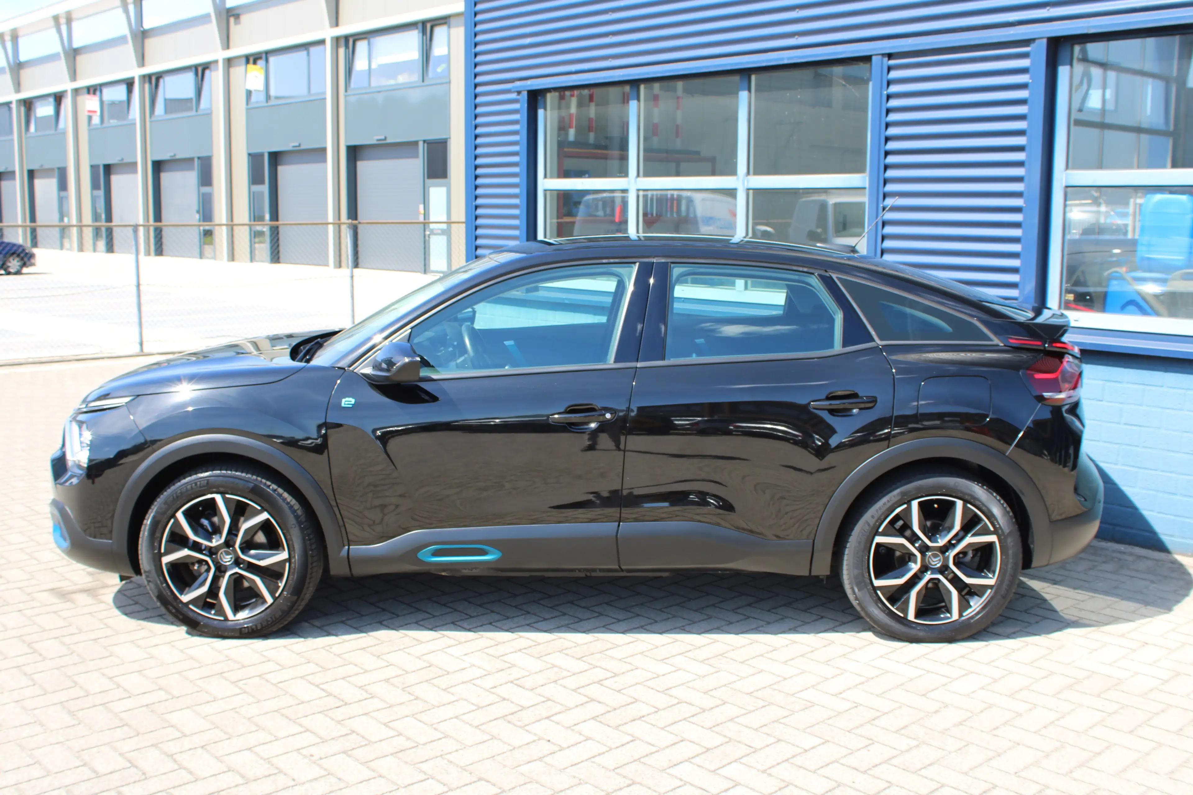 Citroen E-C4 Electric Feel 50 kWh | Achterbank in delen neerklapbaar | A — photo 2