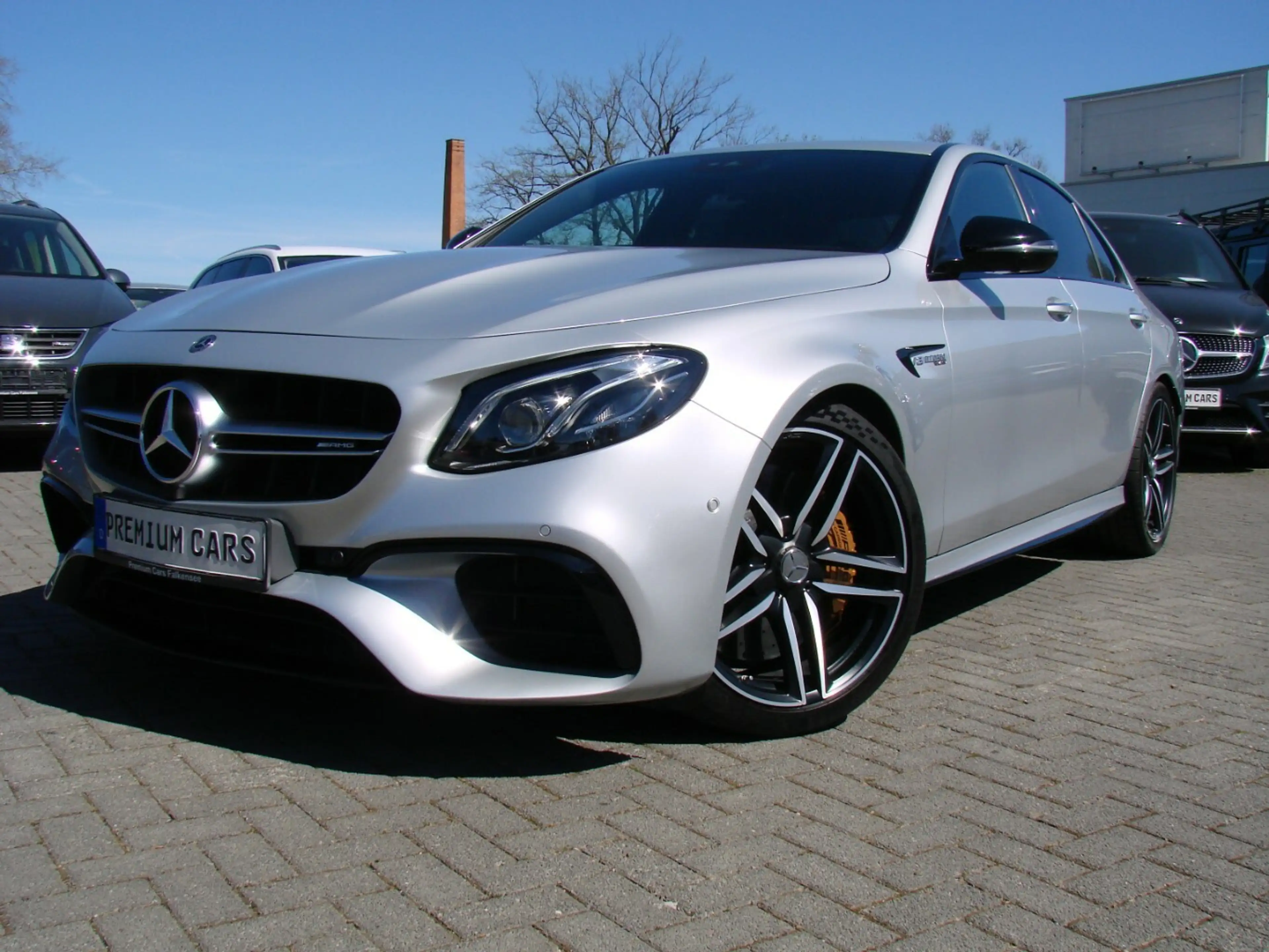 Mercedes-Benz E 63 AMG S 4MATIC+ 360° Keramik Burmester Carbon MultiBeam — photo 2