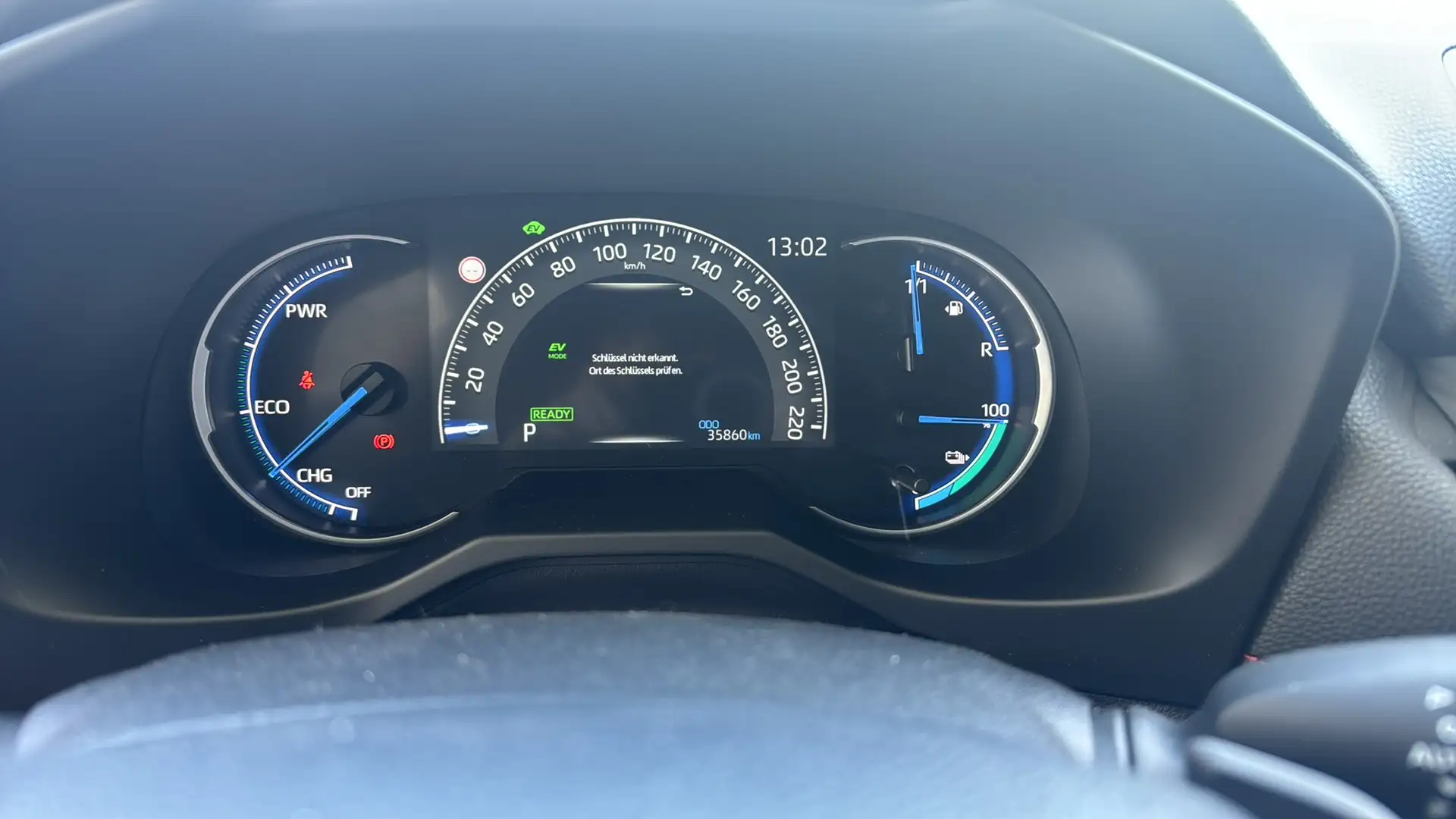 Suzuki Across 2,5 PHEV E-Four Flash CVT - 1