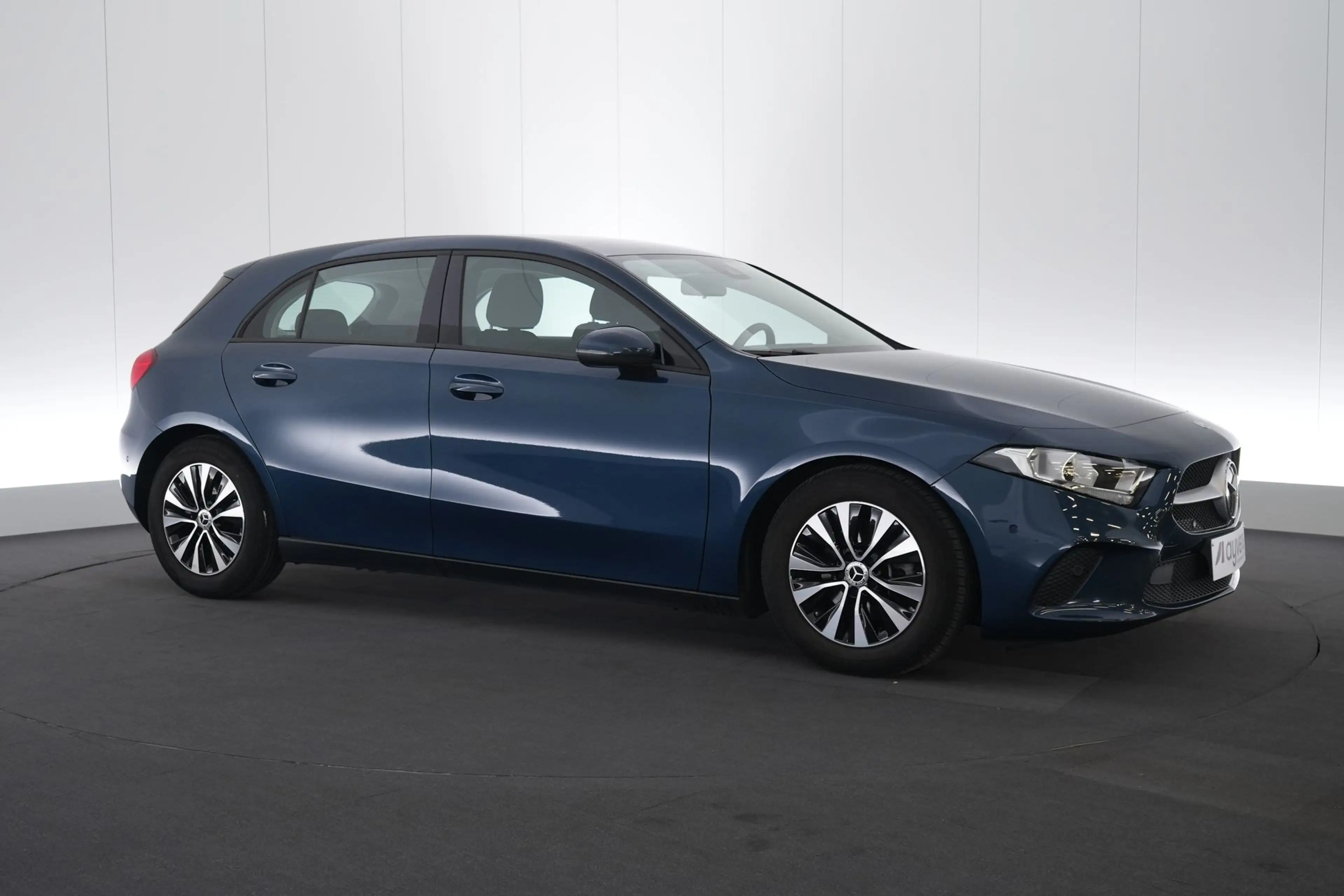 Mercedes-Benz A 180 Business Solution Essential GPS PDC CAM Cruise Ctr — photo 4