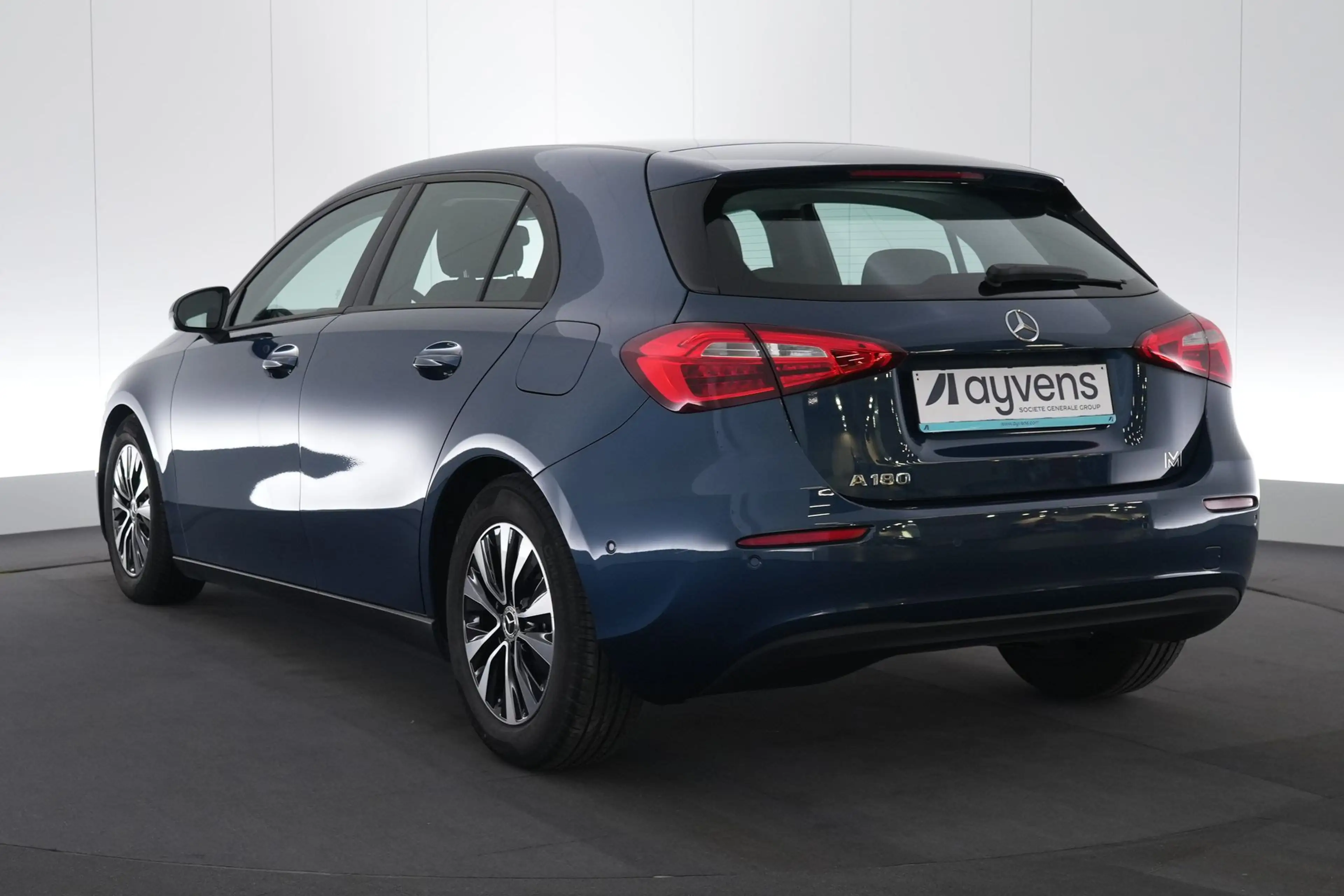 Mercedes-Benz A 180 Business Solution Essential GPS PDC CAM Cruise Ctr — photo 9
