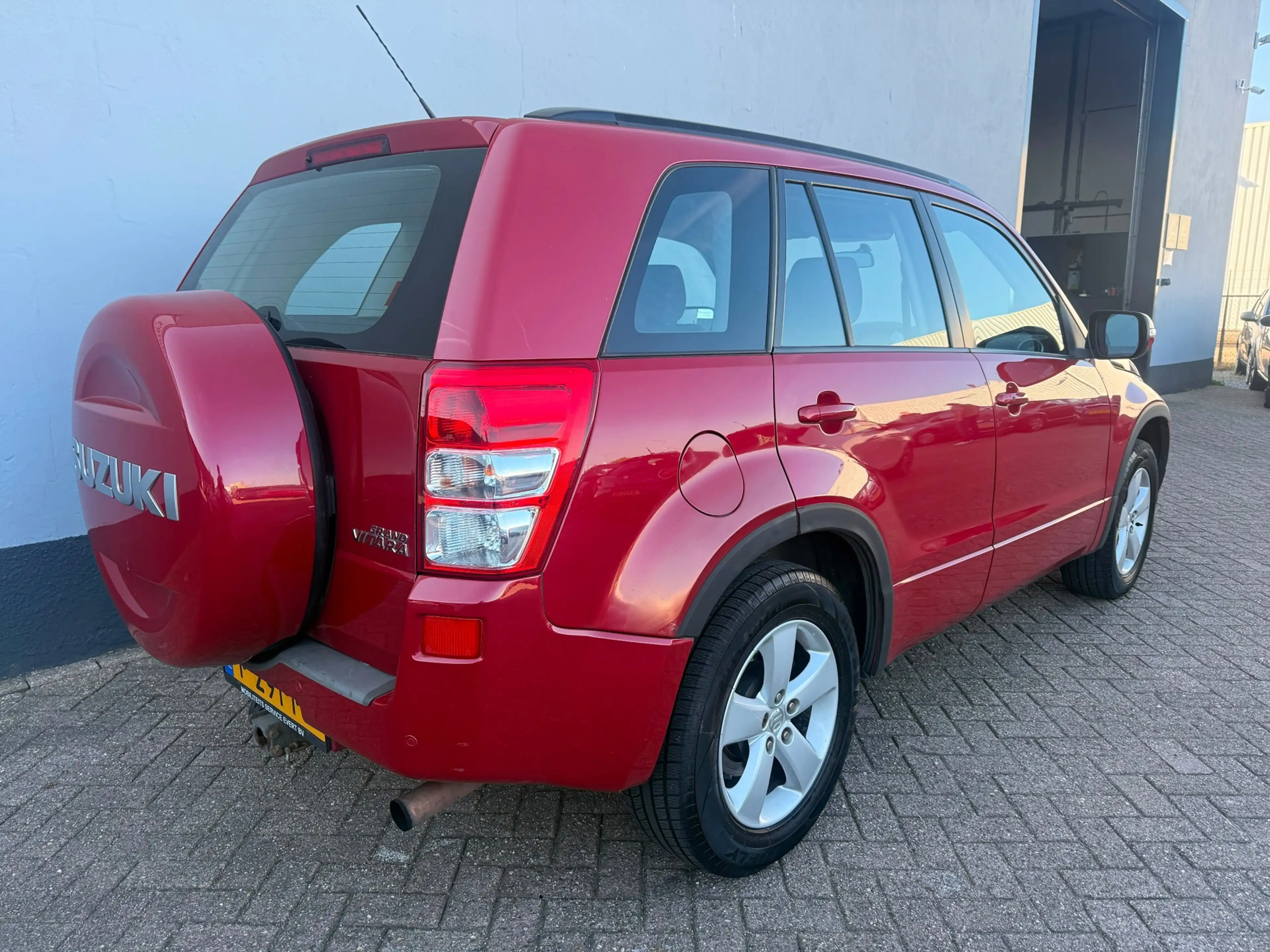 Suzuki Grand Vitara 2.4 Exclusive Automaat - Trekhaak — photo 6