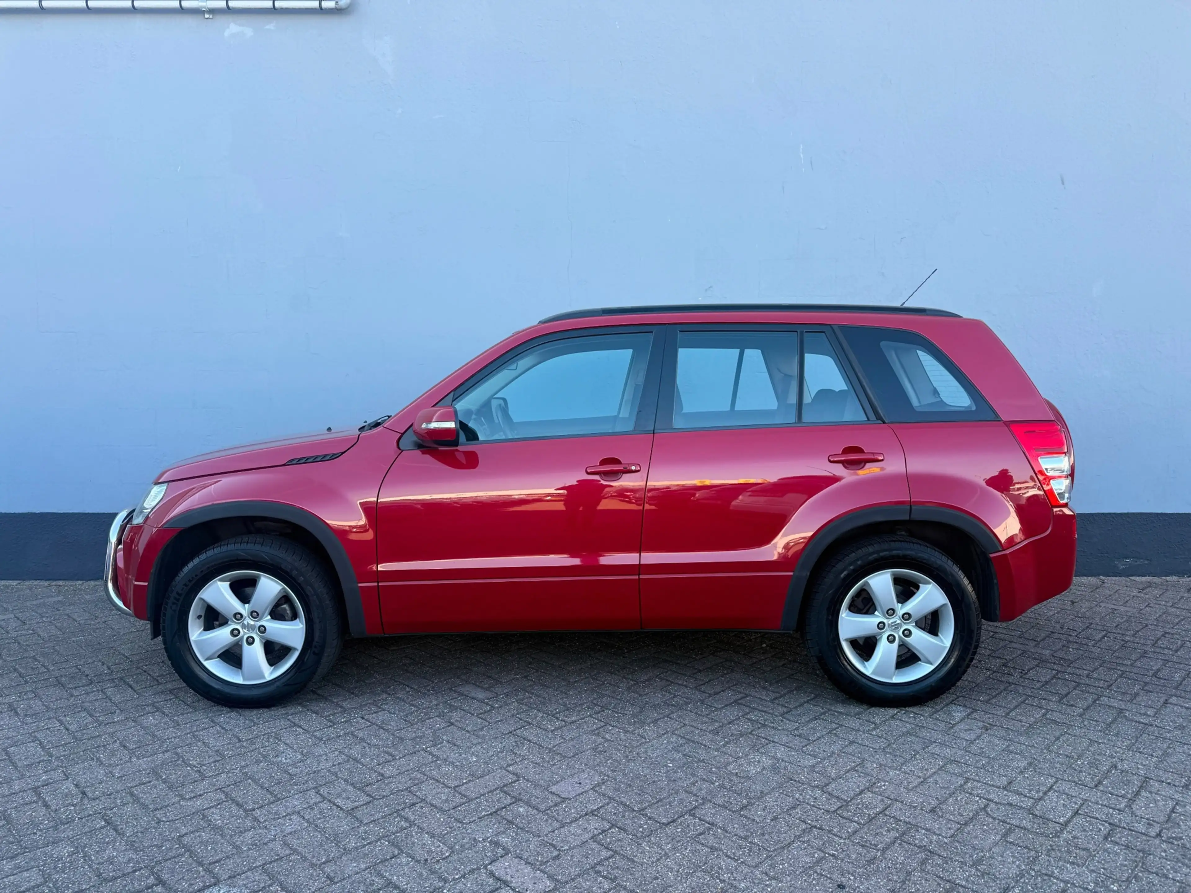 Suzuki Grand Vitara 2.4 Exclusive Automaat - Trekhaak — photo 2