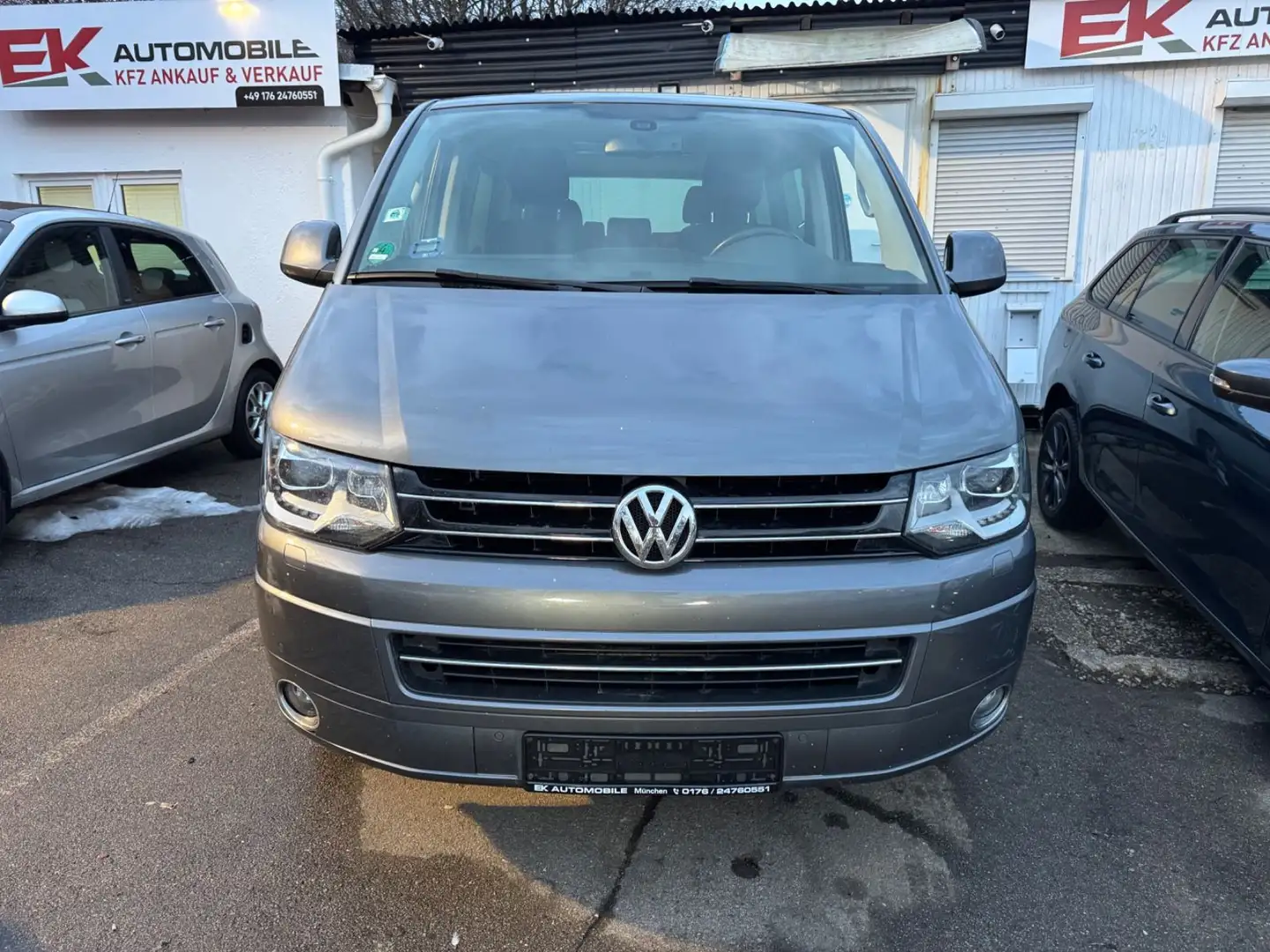 Volkswagen T5 Multivan Leder Navi 8 Sitzer Grau - 2