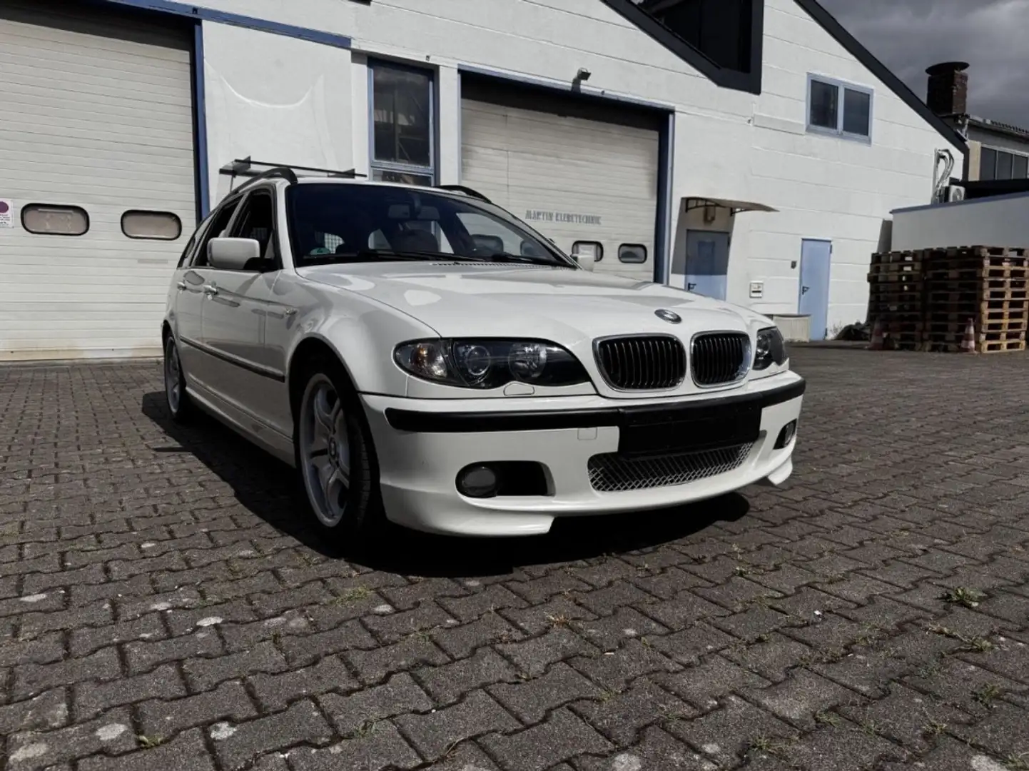 BMW 330 330i e46 Touring M-Sportpaket Alcantara Alpinweiss - 2