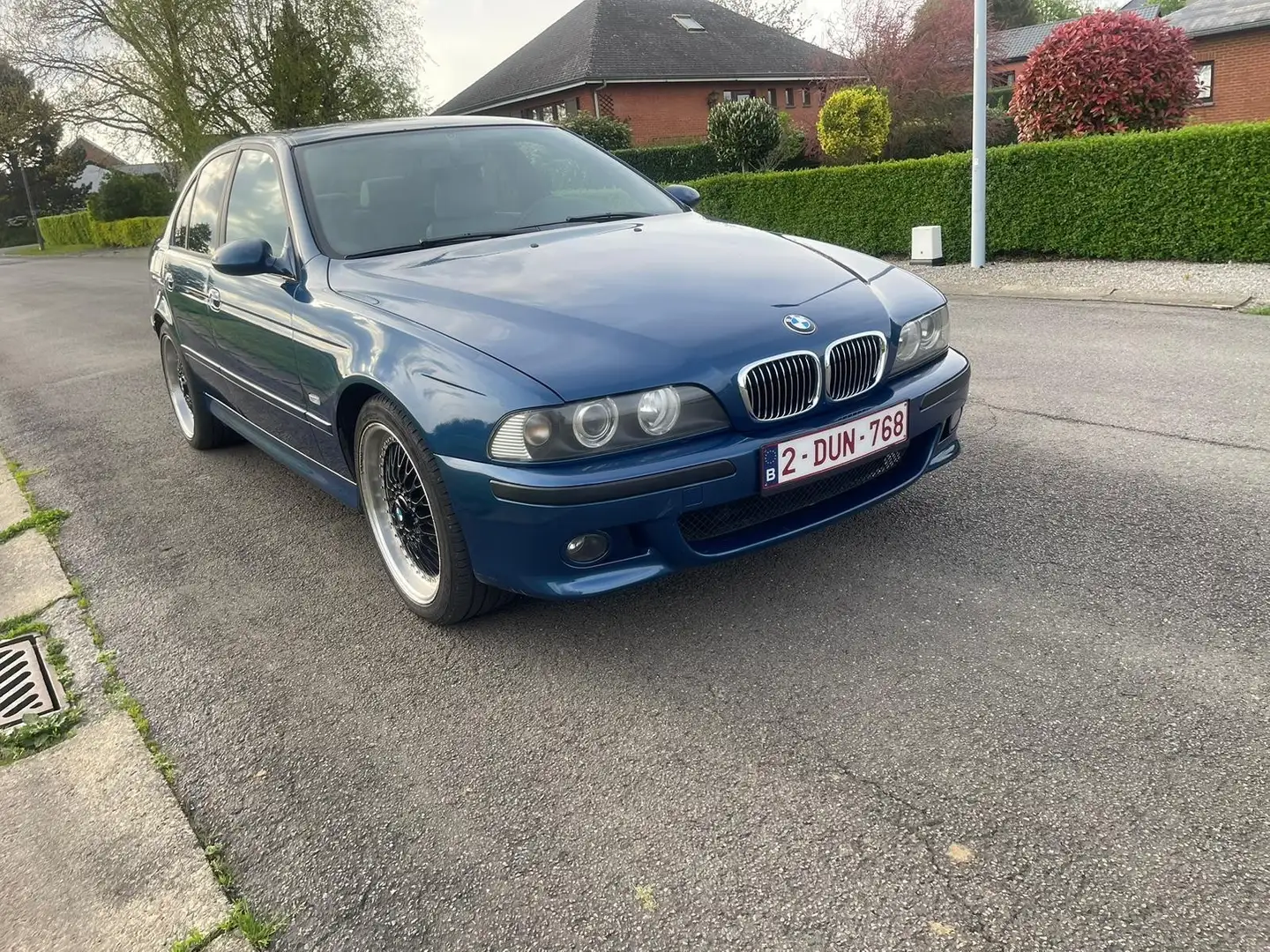 BMW 520 520i Modrá - 2