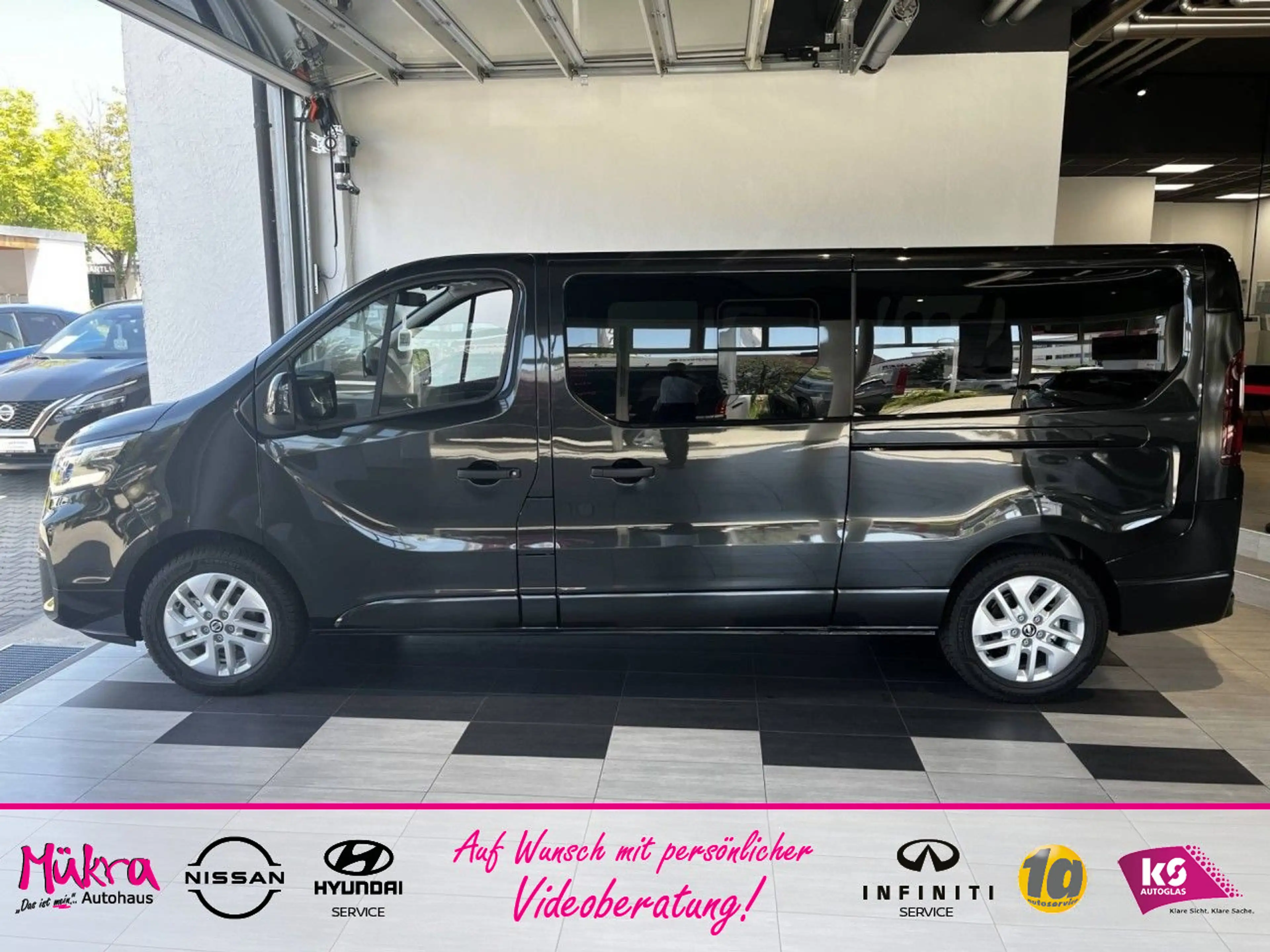 Nissan Primastar Kombi9 Tekna L2H1 3,0t dCi 170PS 9AT Klima Navi — photo 4
