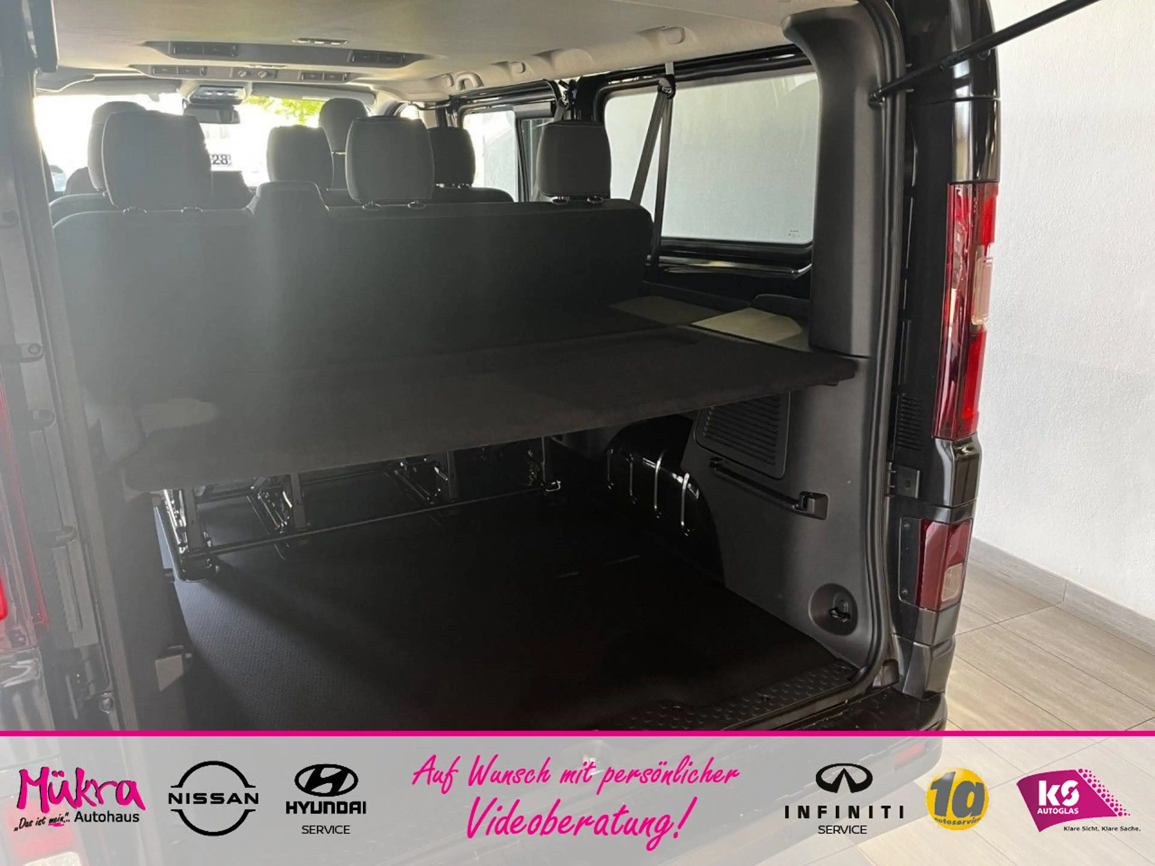 Nissan Primastar Kombi9 Tekna L2H1 3,0t dCi 170PS 9AT Klima Navi — photo 5
