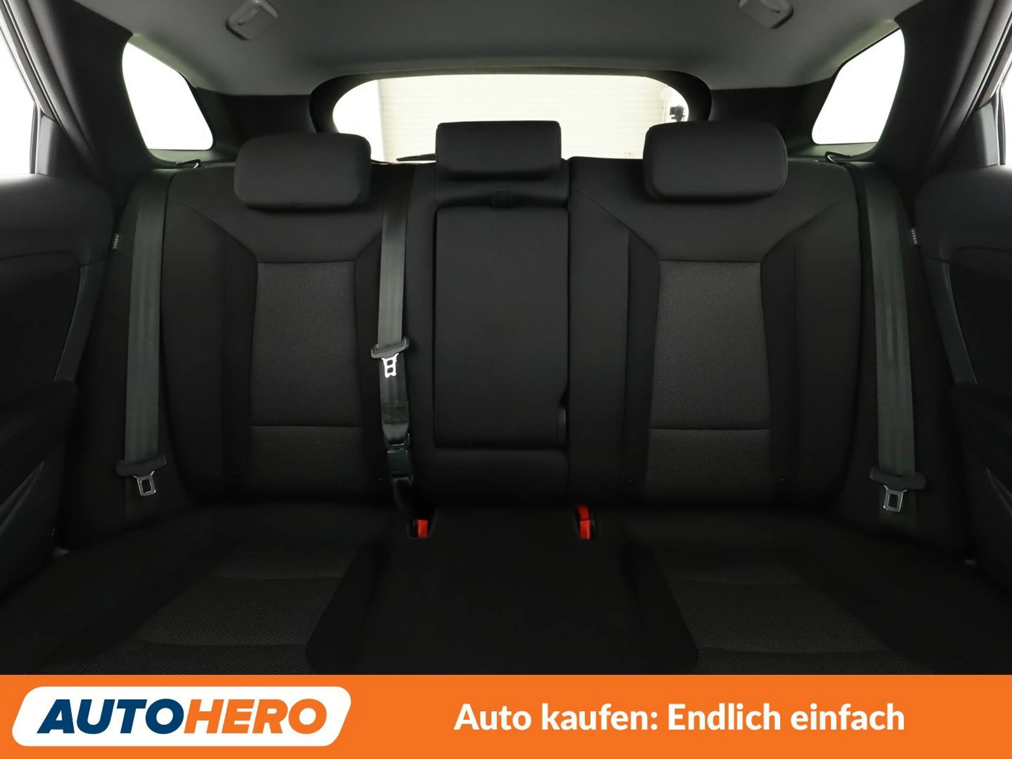 Hyundai i40 2.0 GDI Family+*NAVI*TEMPO*CAM*PDC*SHZ* — photo 15
