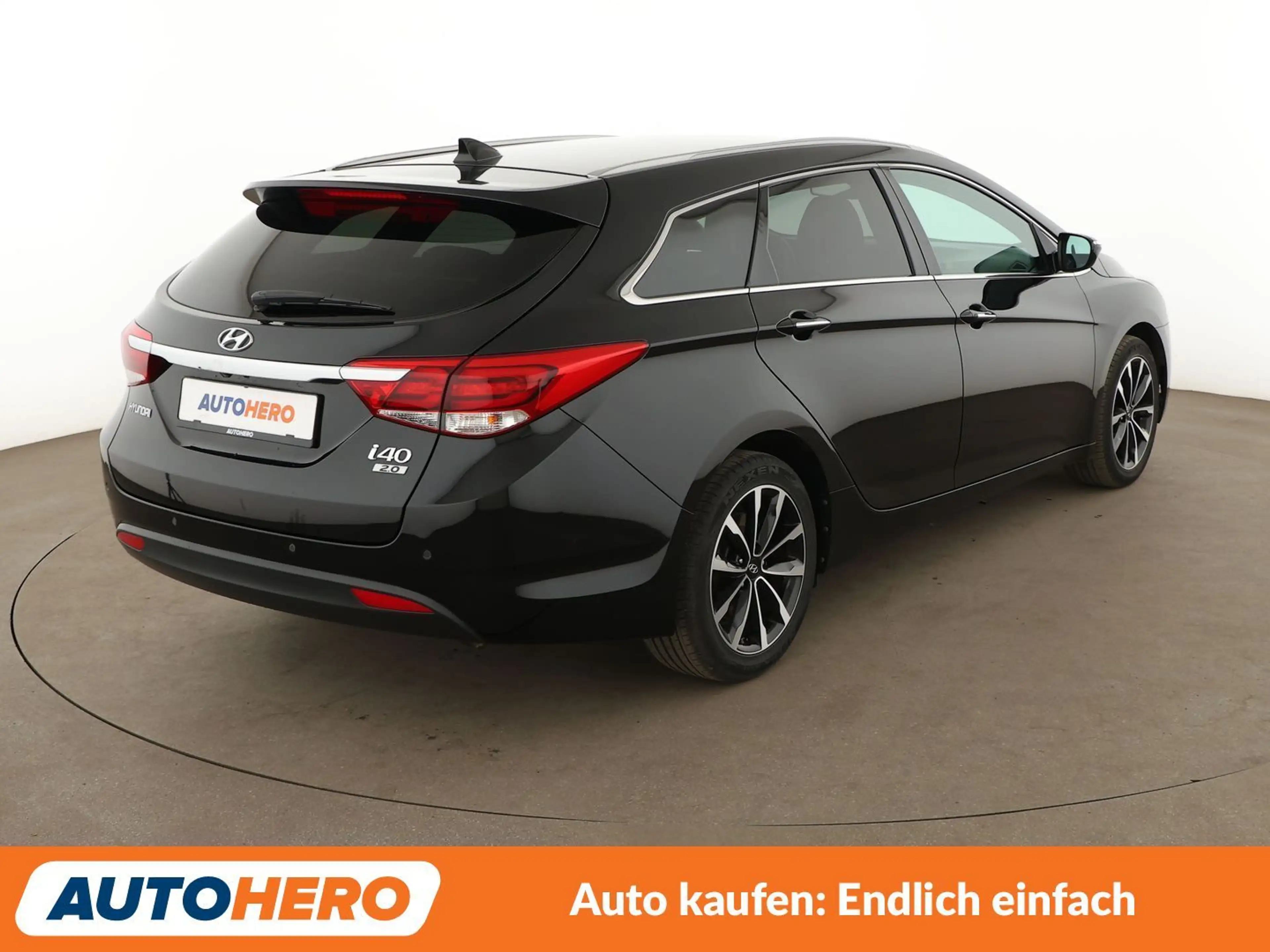 Hyundai i40 2.0 GDI Family+*NAVI*TEMPO*CAM*PDC*SHZ* — photo 6