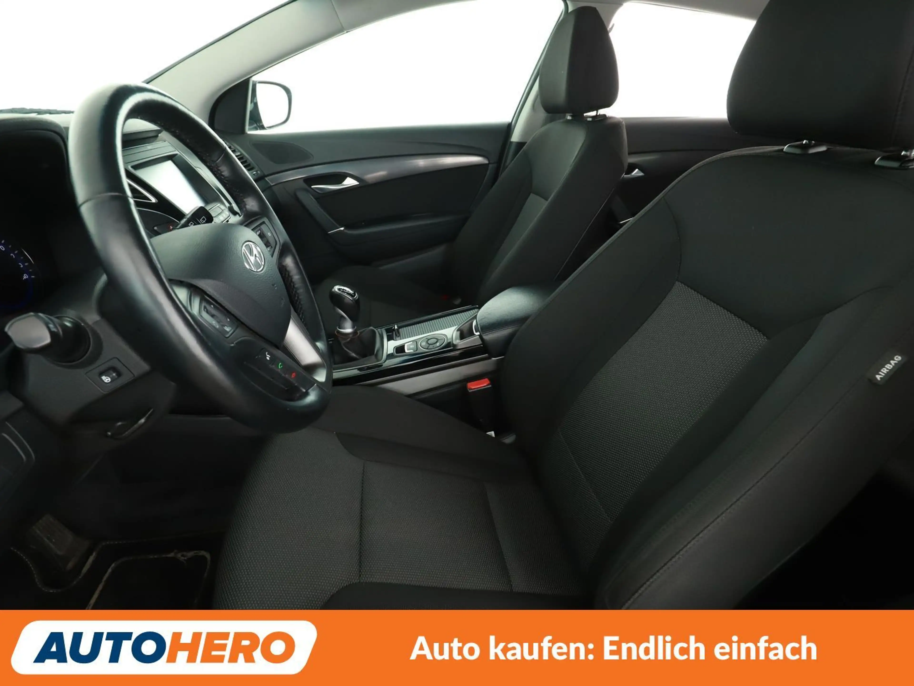 Hyundai i40 2.0 GDI Family+*NAVI*TEMPO*CAM*PDC*SHZ* — photo 10