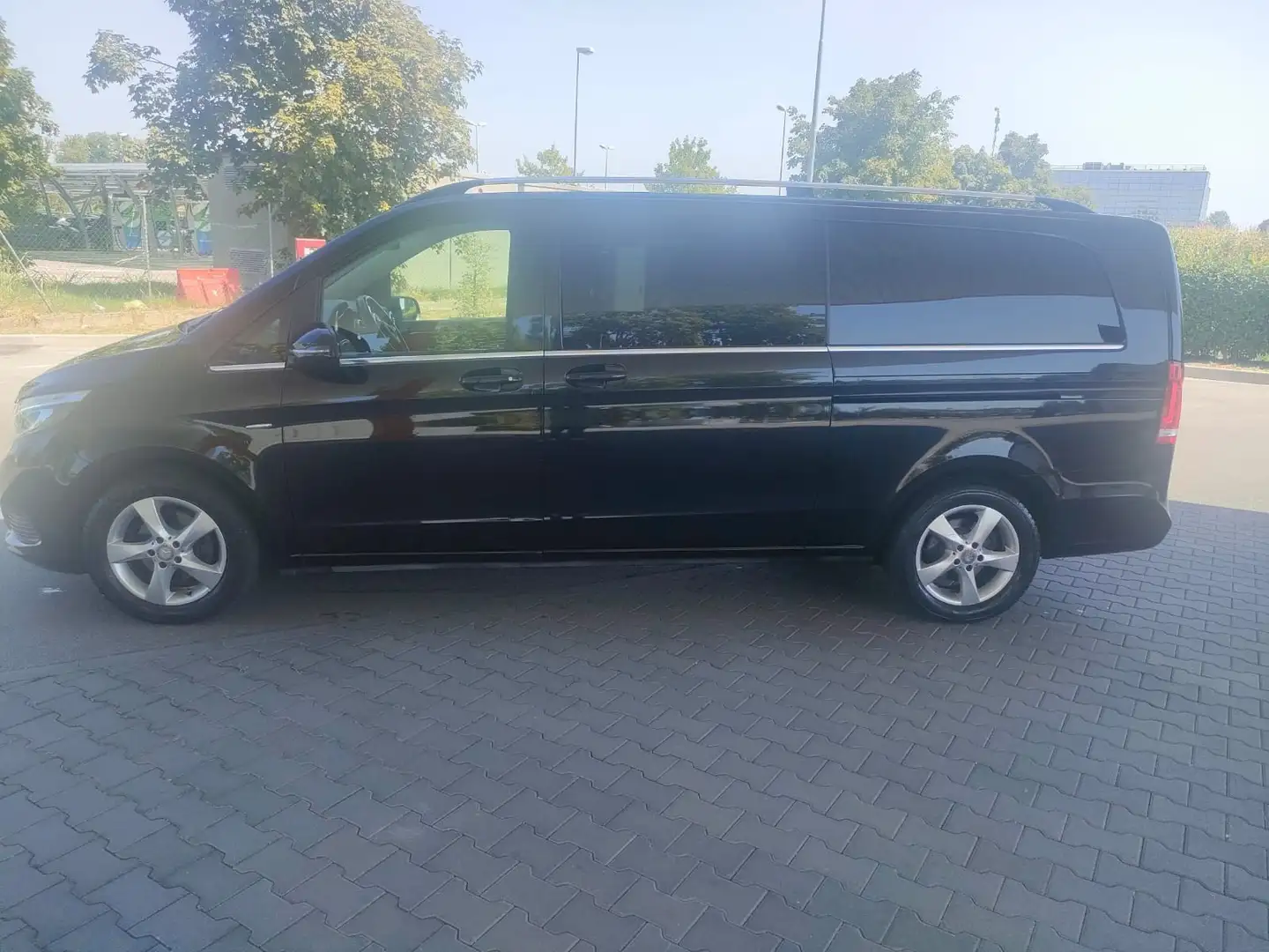 Mercedes-Benz V 220 d Sport EL auto E6 - 1