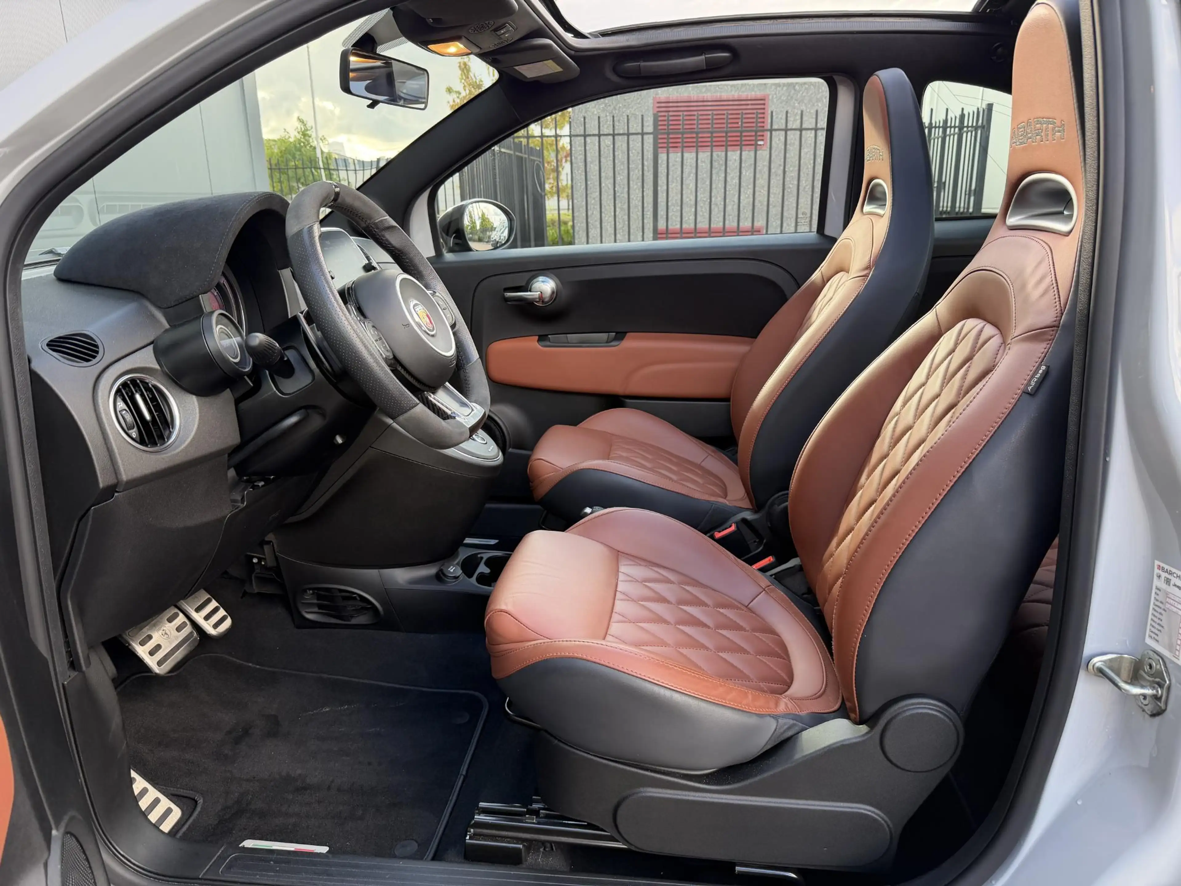 Abarth 595C 1.4 T-Jet Competizione — photo 12