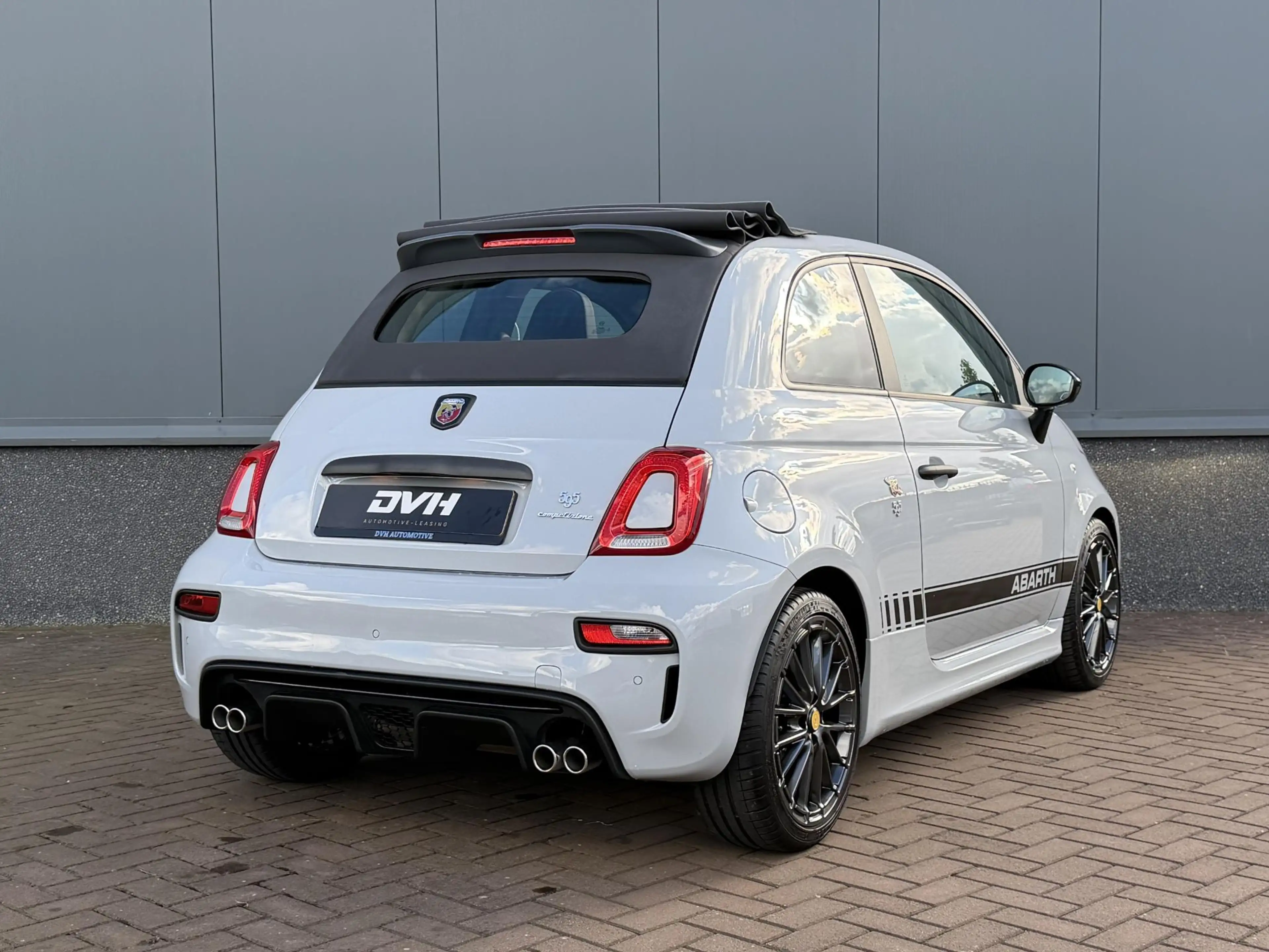 Abarth 595C 1.4 T-Jet Competizione — photo 7