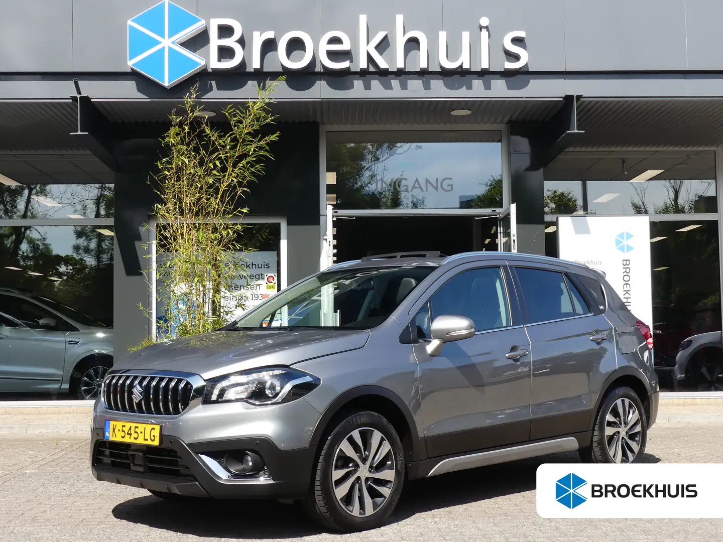 Suzuki S-Cross 1.4 Boosterjet 140PK Comfort Smart Hybrid | PANORA Grijs - 1