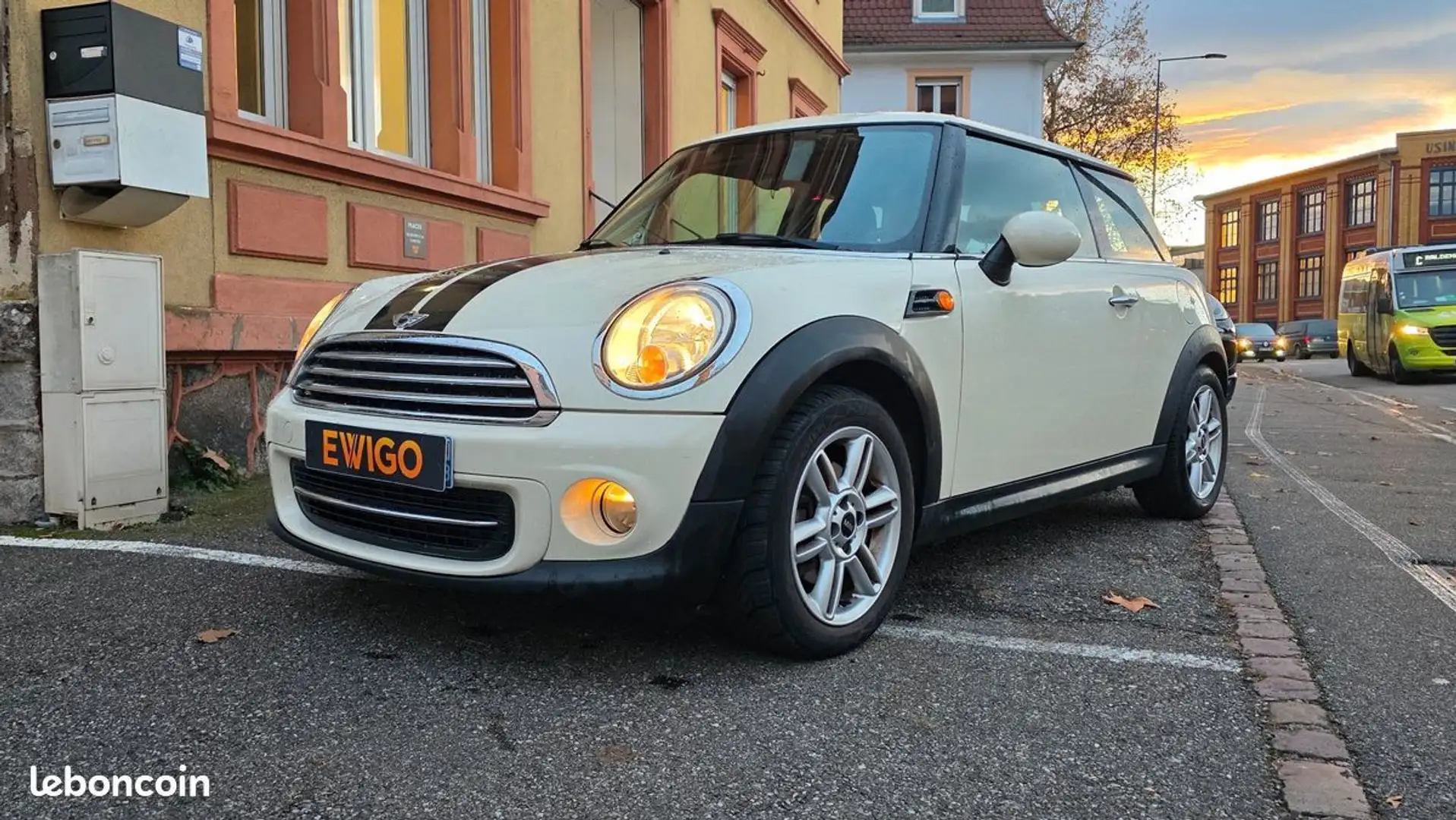 MINI One 1.6 120 cooper bluetooth sieges chauffants garantie 6 mois Beige - 1