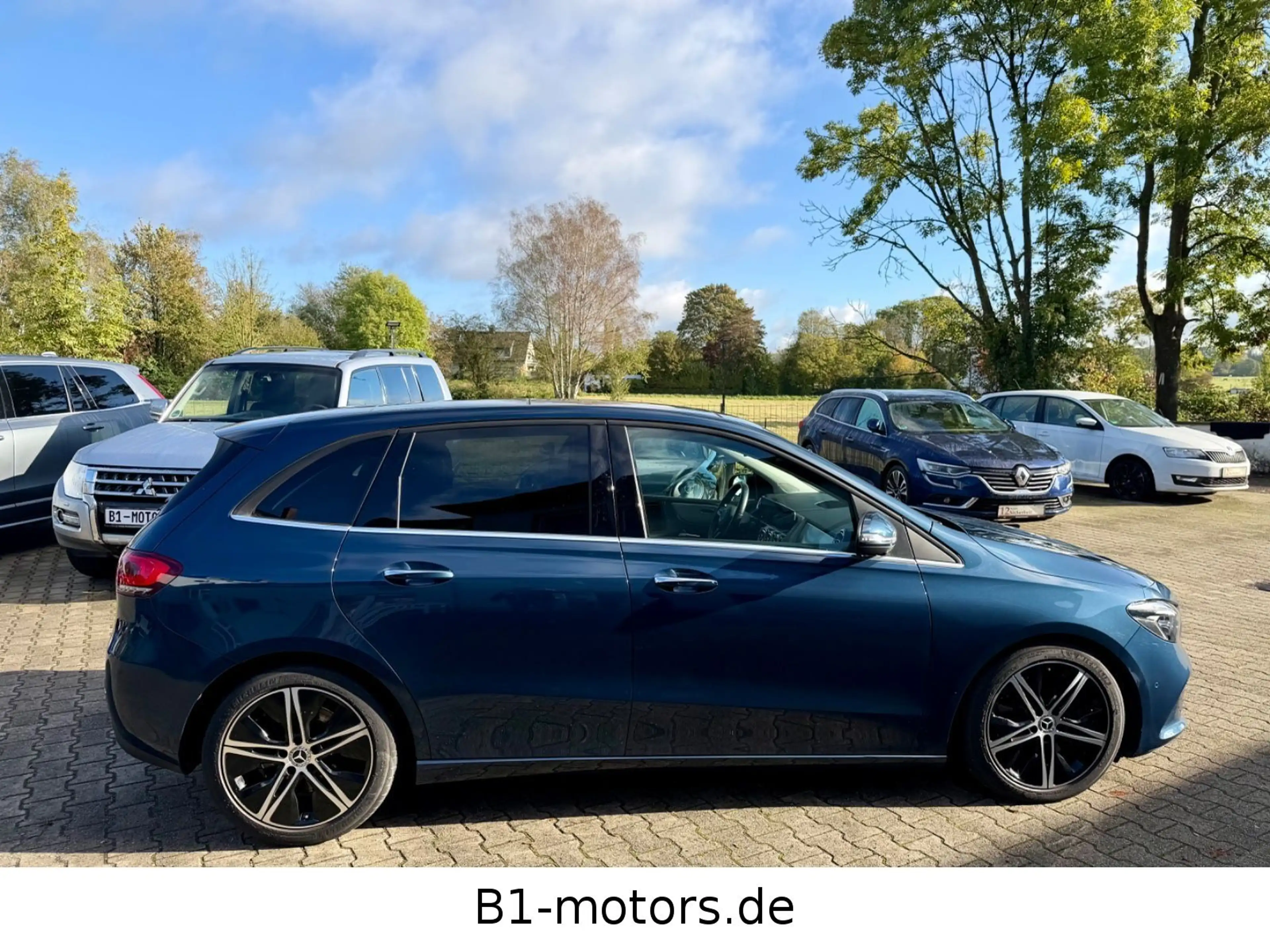 Mercedes-Benz B 220 *Style*Panorama*AMG *CAM 360*AHK*MBUX* — photo 12