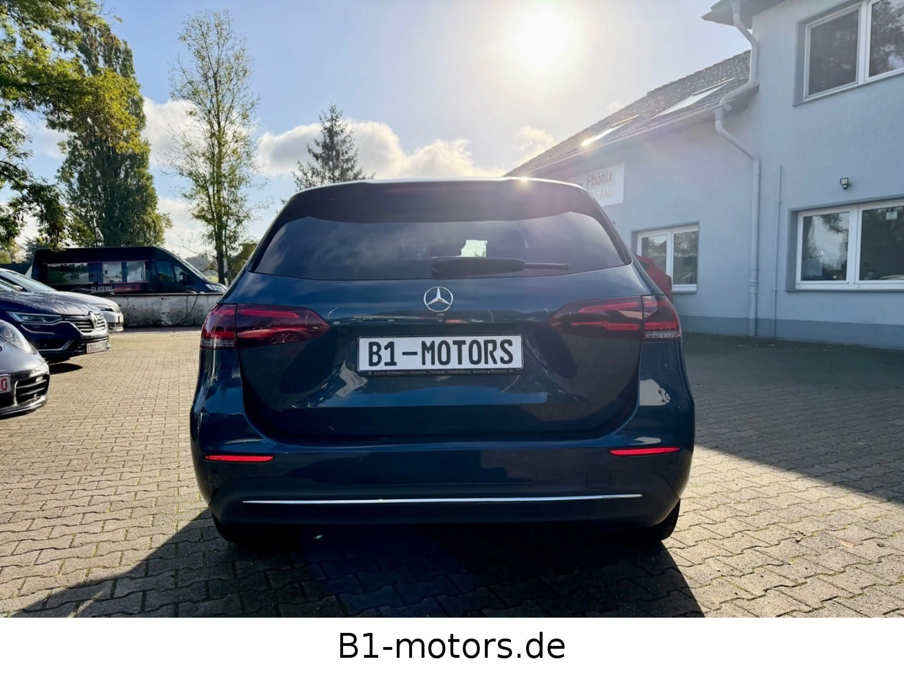 Mercedes-Benz B 220 *Style*Panorama*AMG *CAM 360*AHK*MBUX* — photo 11