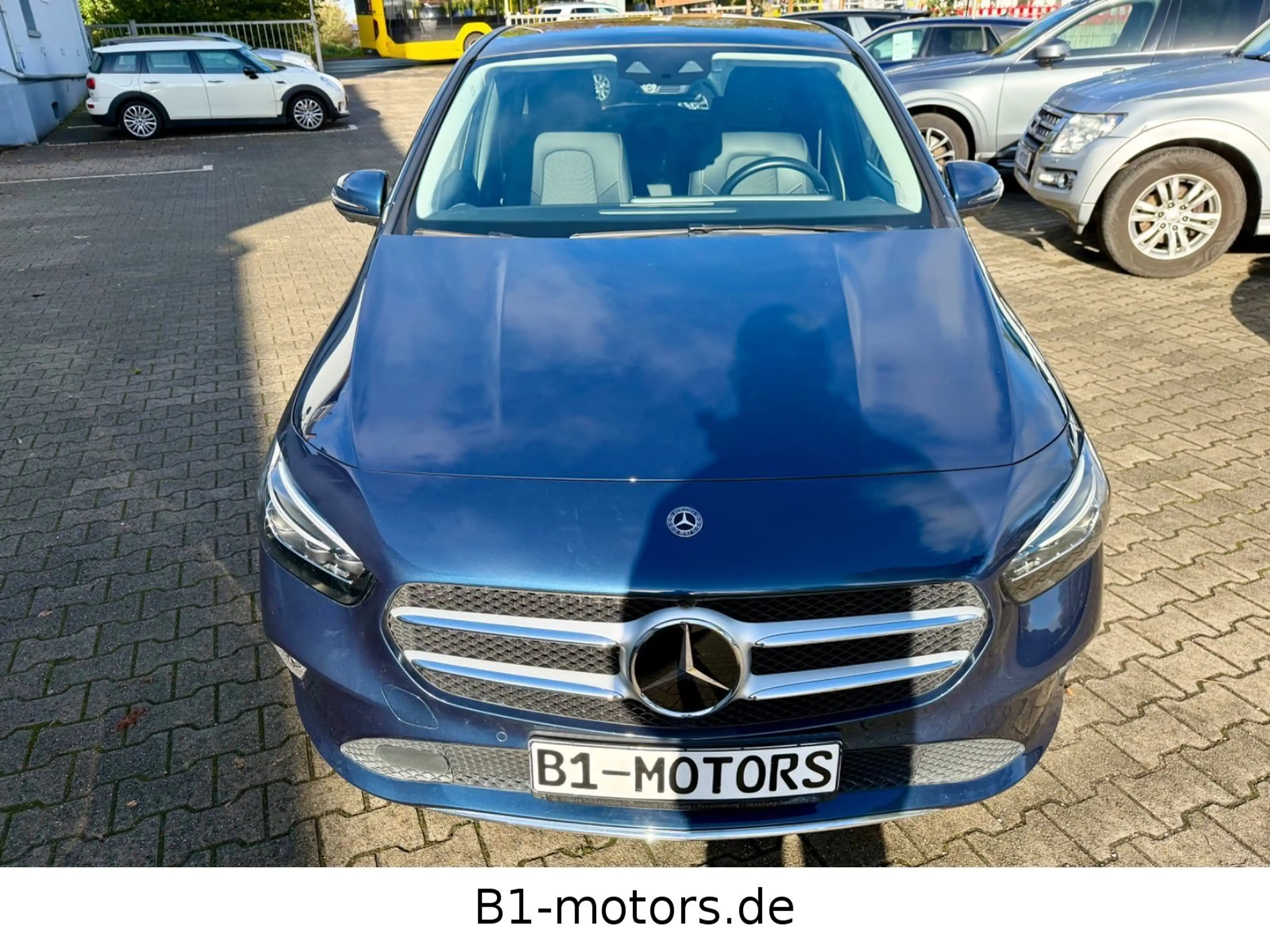 Mercedes-Benz B 220 *Style*Panorama*AMG *CAM 360*AHK*MBUX* — photo 4