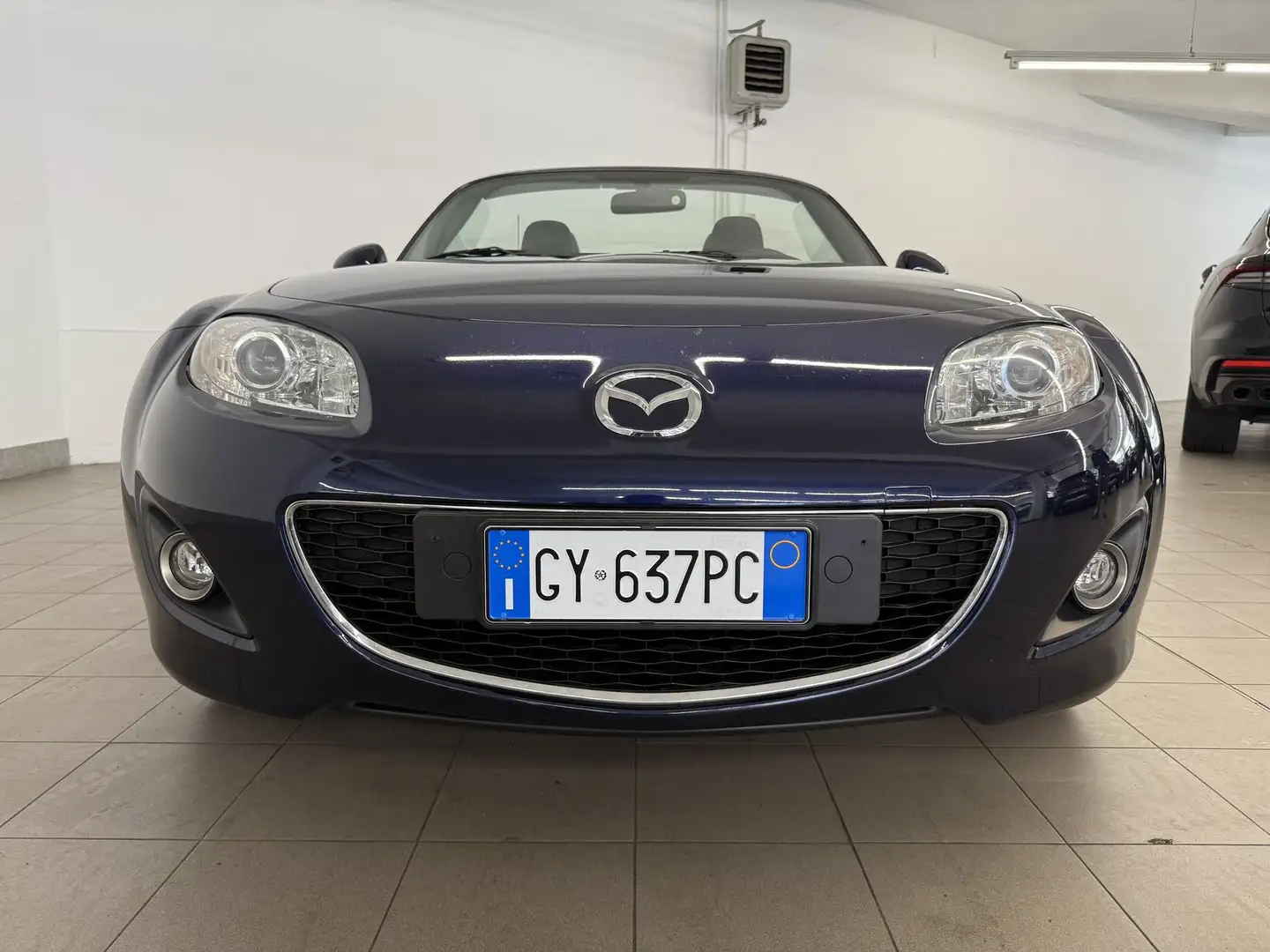 Mazda MX-5 MX-5 Roadster Coupé 1.8L Fire Azul - 2
