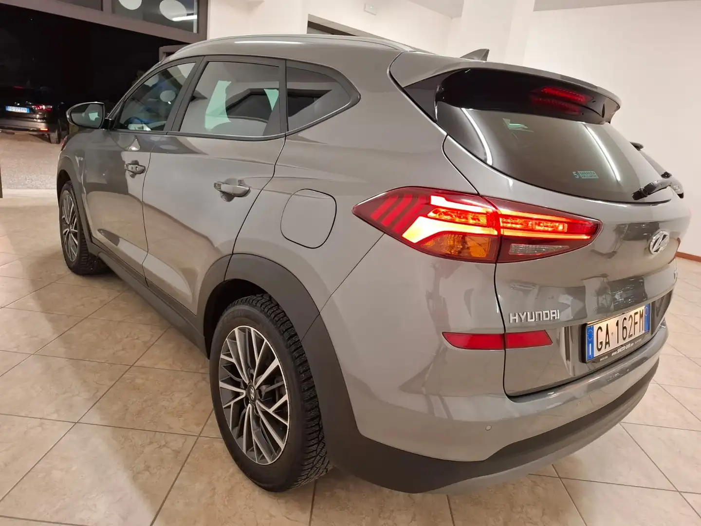 Hyundai TUCSON Tucson II 2018 1.6 crdi 48V Xline 2wd 115cv Gris - 2