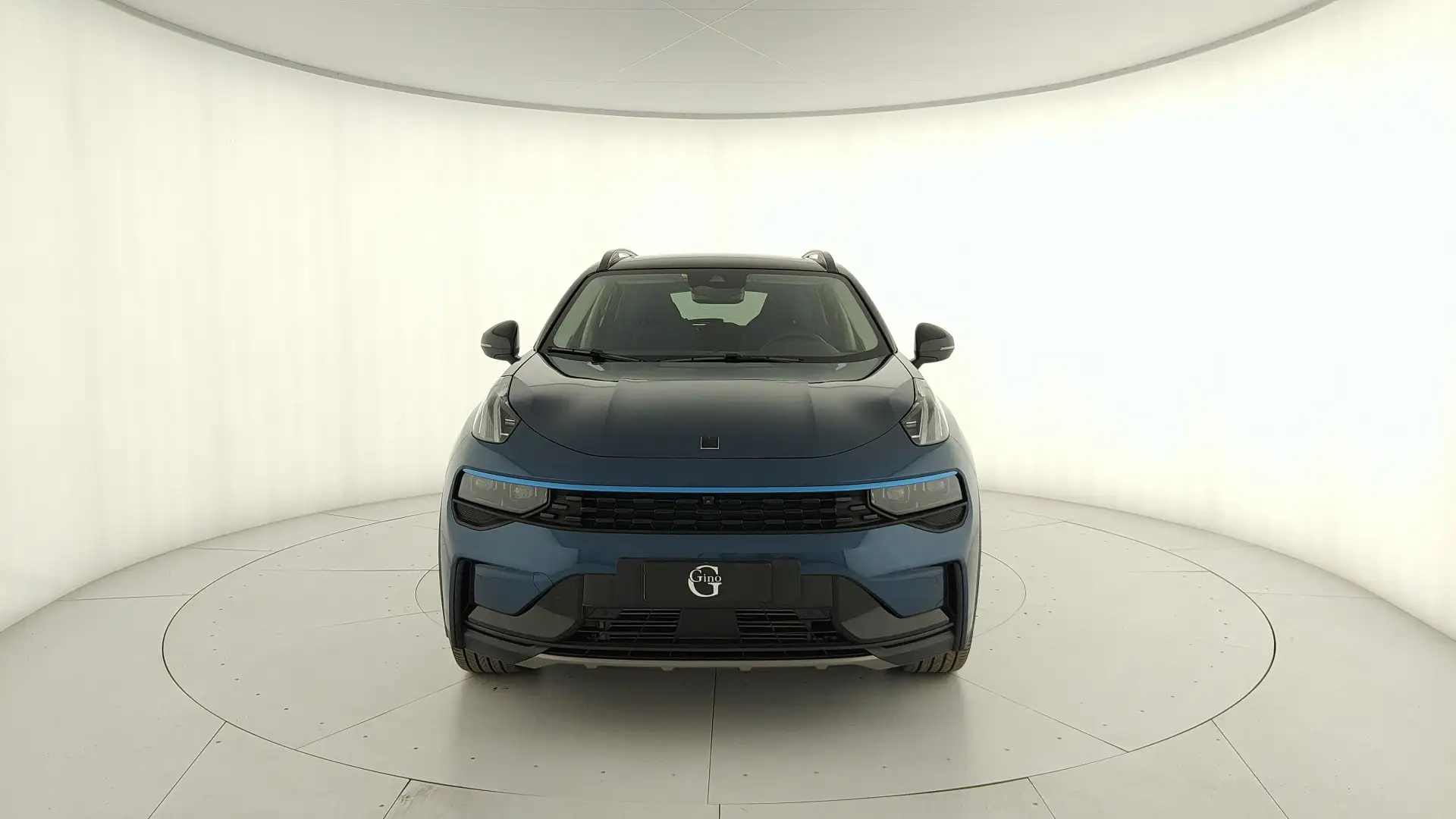 Lynk & Co 01 1.5 td phev Blau - 2