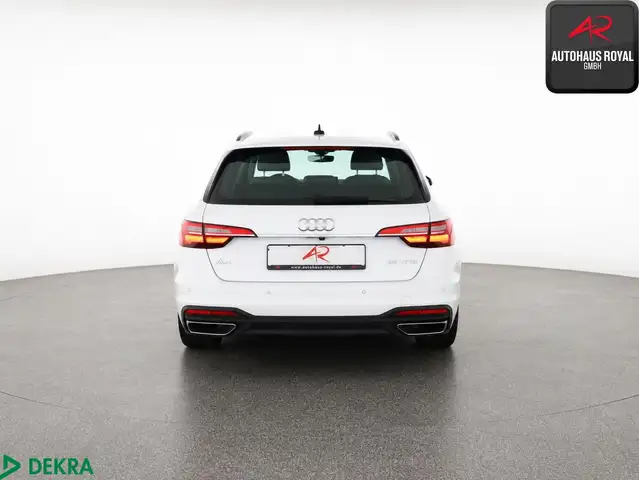 Audi A4 view 4