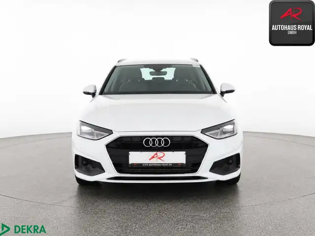 Audi A4 view 8