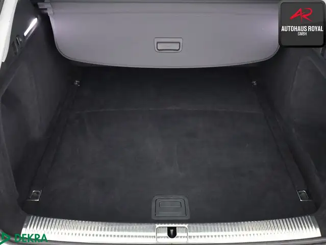Audi A4 view 13