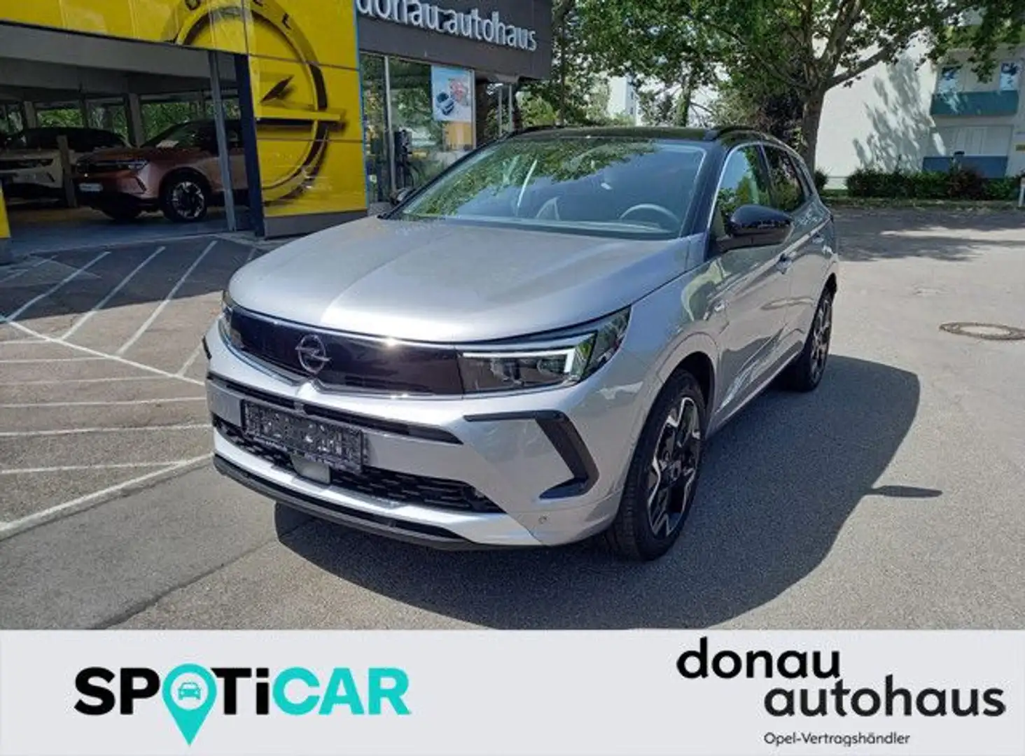 Opel Grandland X Grandland 1.2T AT8 Ultimate Gris - 1