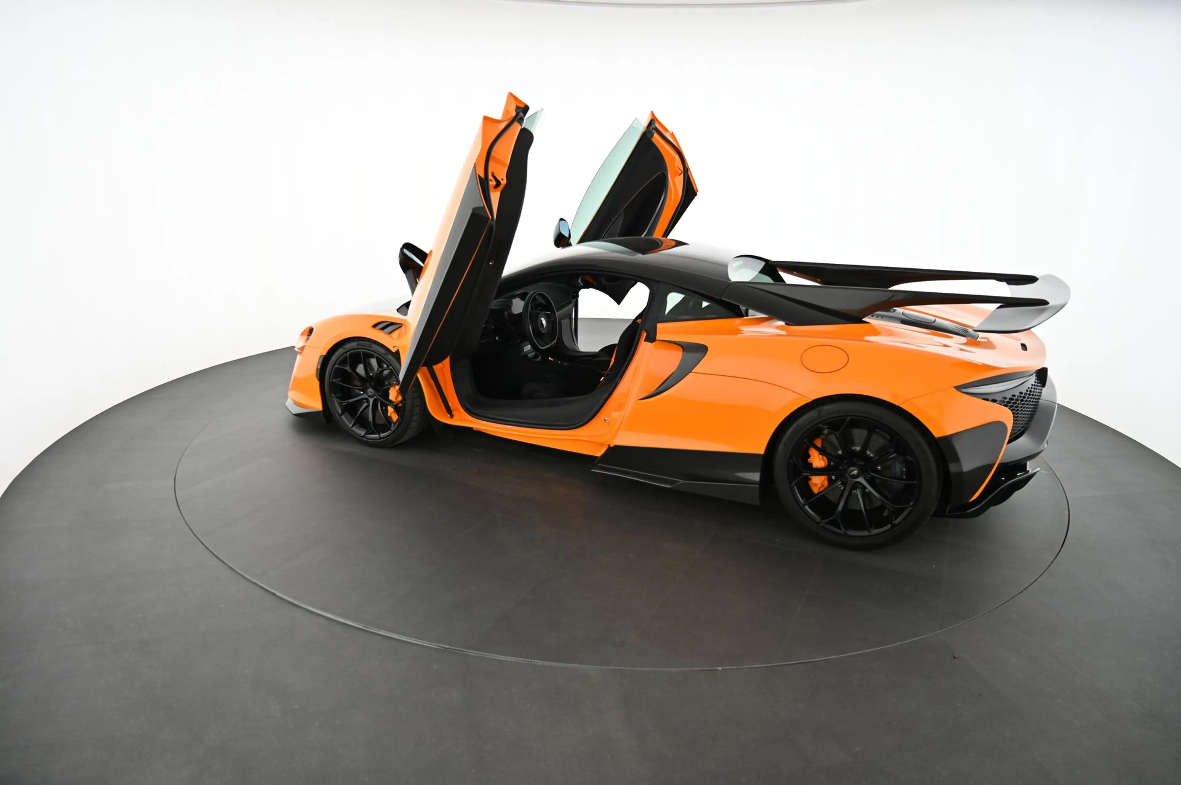 McLaren Artura NOVITEC EXP € 198.733,- — photo 7