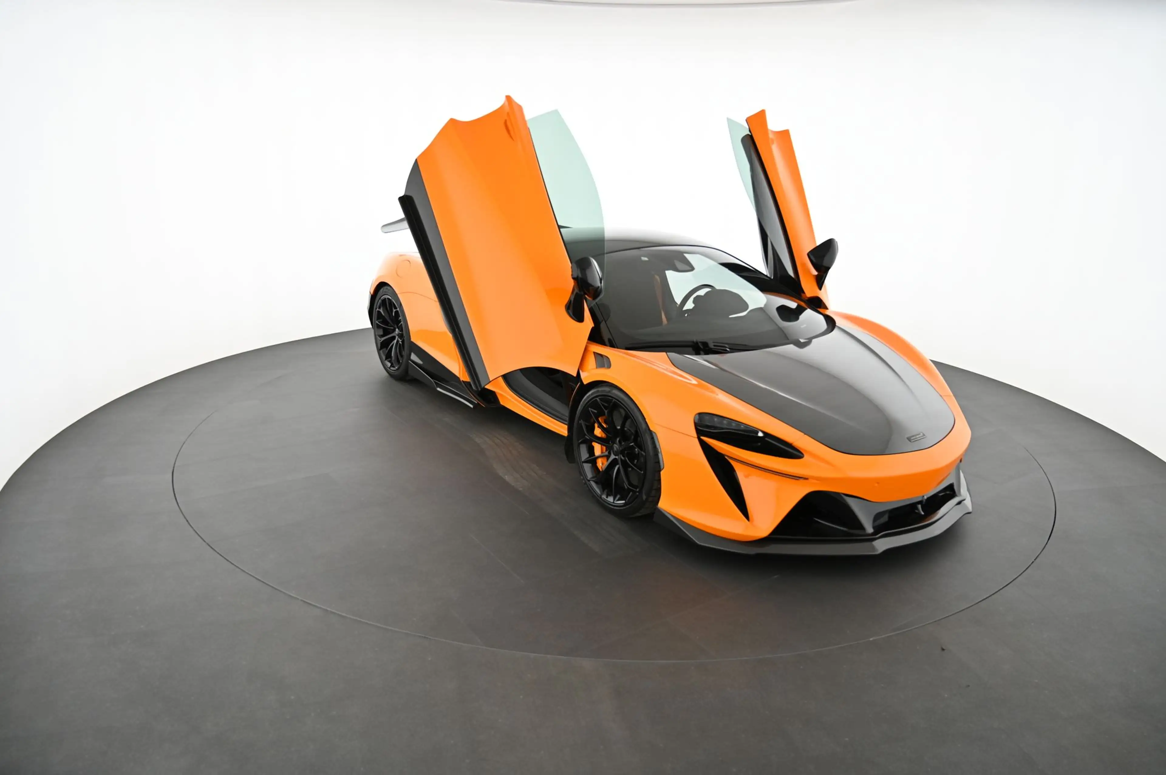 McLaren Artura NOVITEC EXP € 198.733,- — photo 10