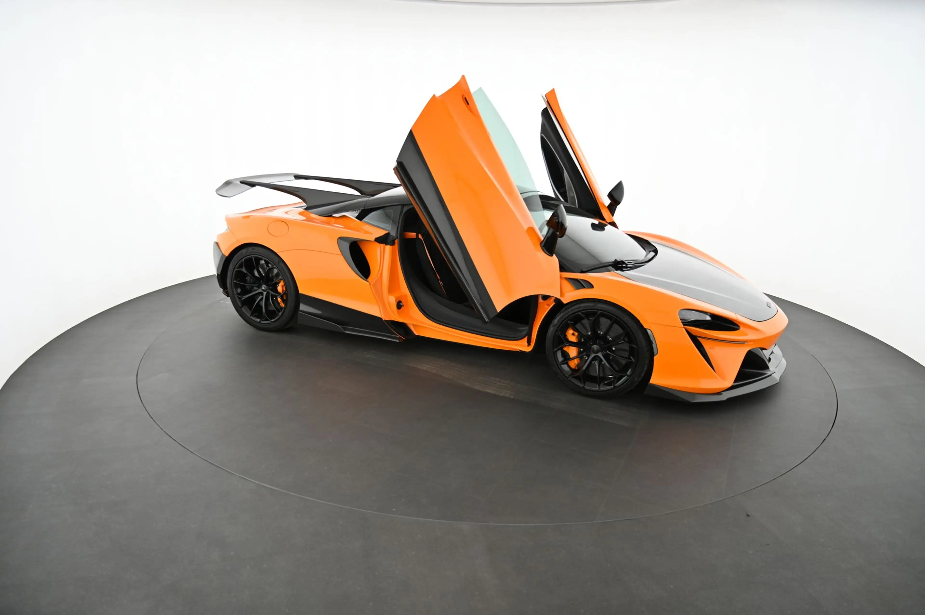 McLaren Artura NOVITEC EXP € 198.733,- — photo 8