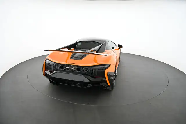 McLaren Artura view 24
