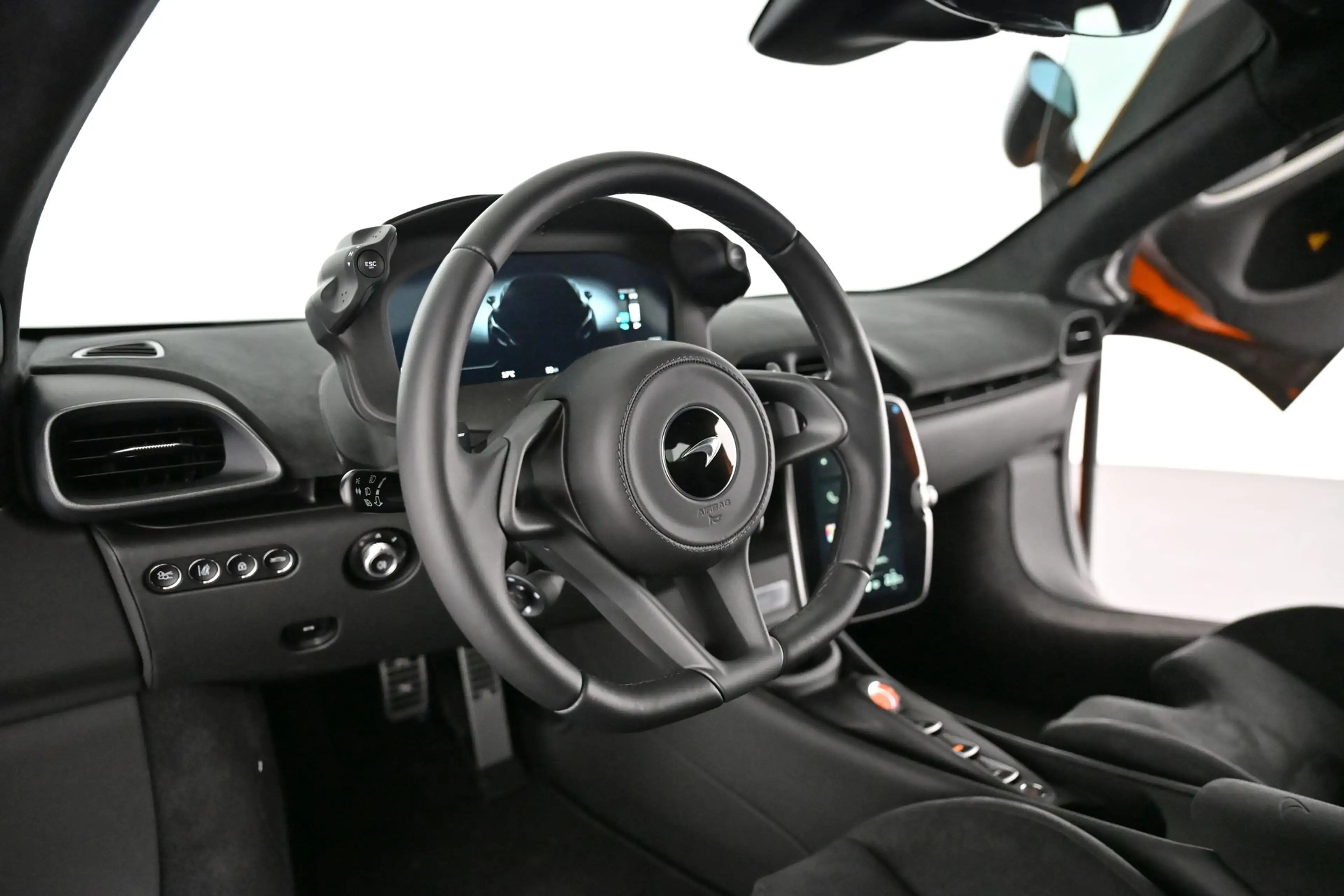 McLaren Artura NOVITEC EXP € 198.733,- — photo 29