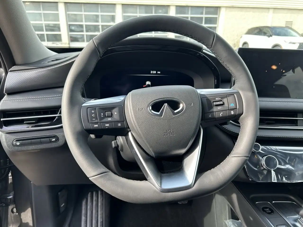 Infiniti QX60 снимка Infiniti QX60