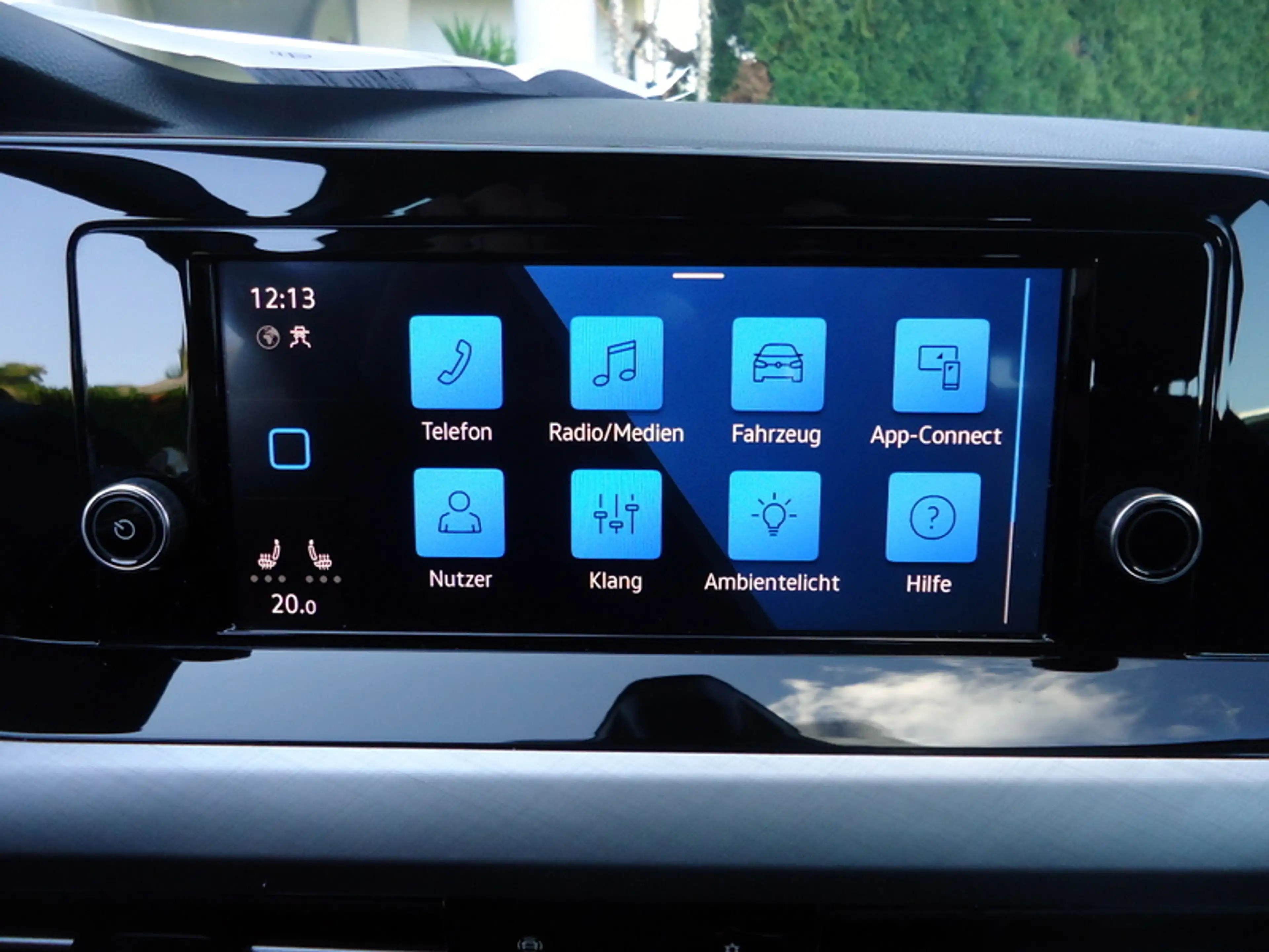 Volkswagen Golf Life TSI **Klima**LED**ACC** — photo 11