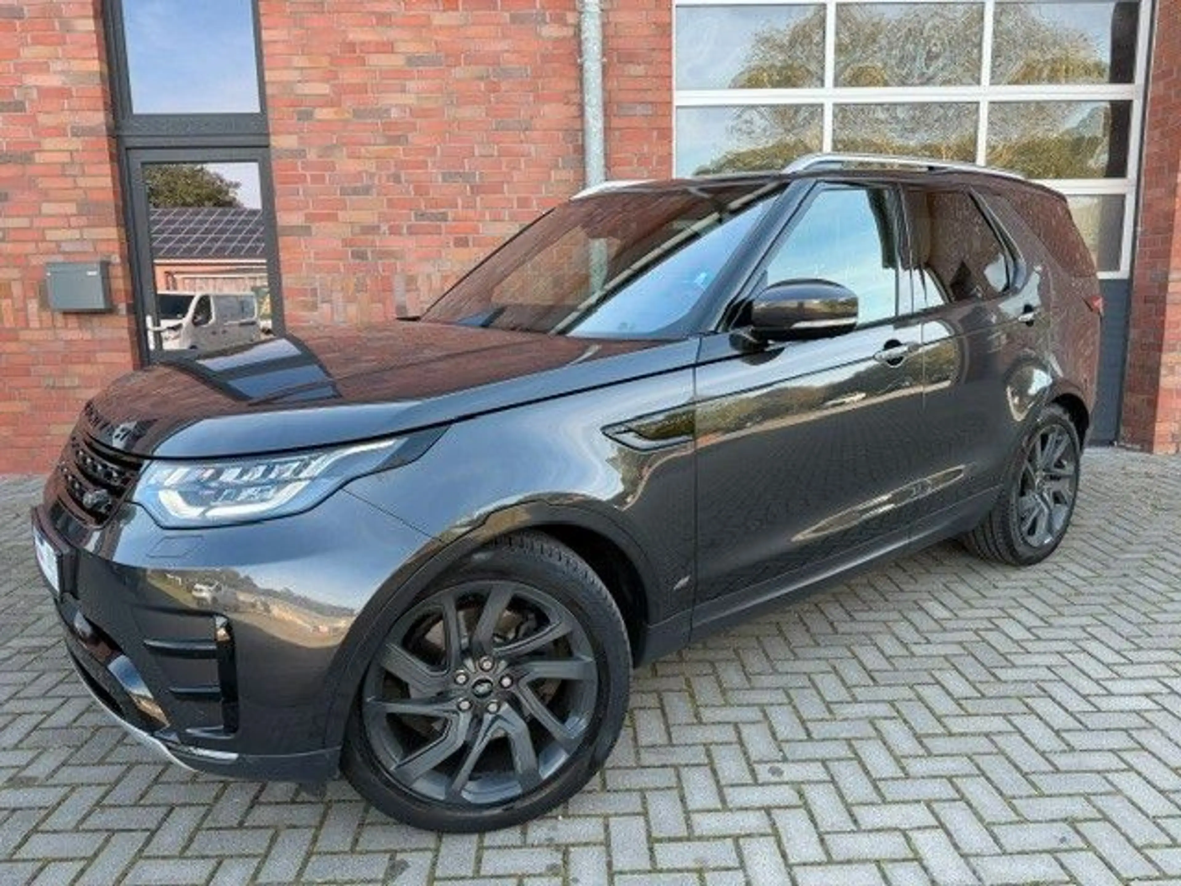 Land Rover Discovery DISCOVERY 5 HSE LUXURY,PANO,7-ELEK SITZE, 1.HAND