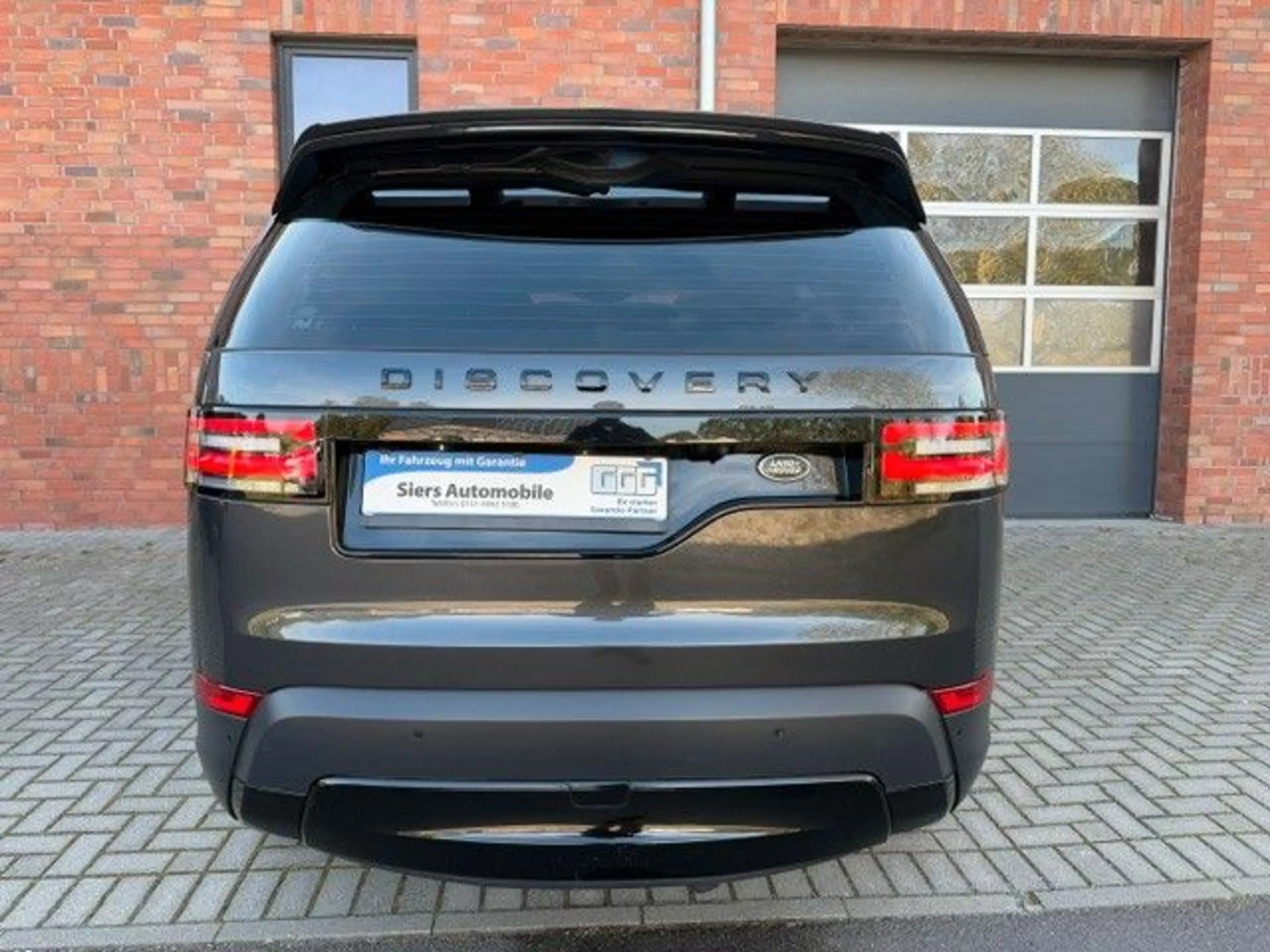 Land Rover Discovery DISCOVERY 5 HSE LUXURY,PANO,7-ELEK SITZE, 1.HAND — photo 7