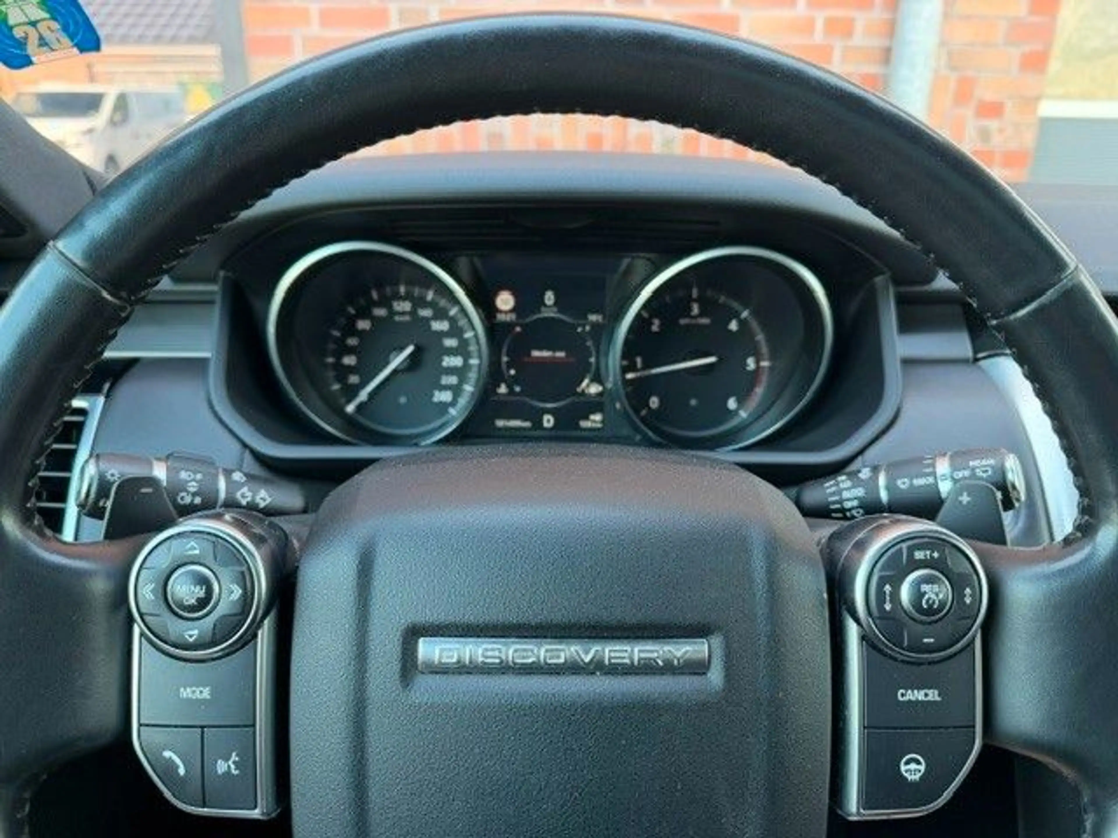Land Rover Discovery DISCOVERY 5 HSE LUXURY,PANO,7-ELEK SITZE, 1.HAND — photo 15