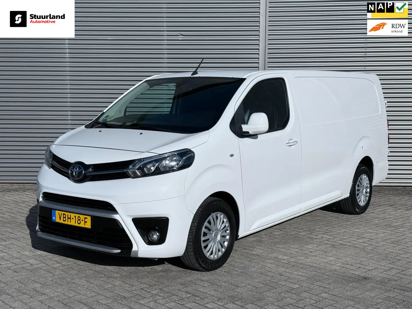 Toyota Proace Worker 2.0 D-4D 122pk L3H1 Clima/ Keyless/ Navi/ C Blanc - 1