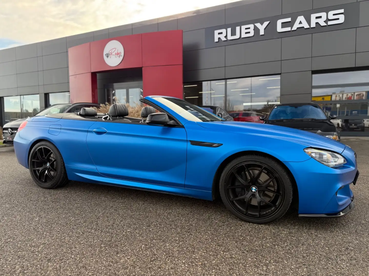 BMW 640 d Cabrio M Sportpaket Schwarz - 2