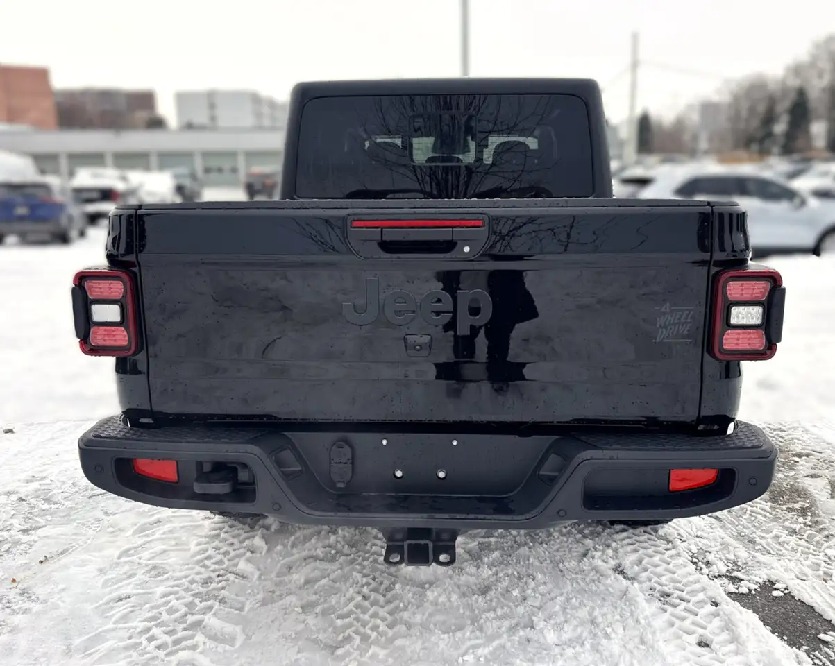 Jeep Gladiator снимка Jeep Gladiator