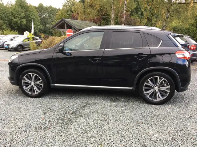 Peugeot 4008 view 7