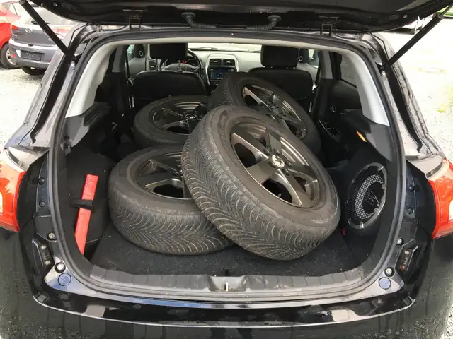 Peugeot 4008 view 11